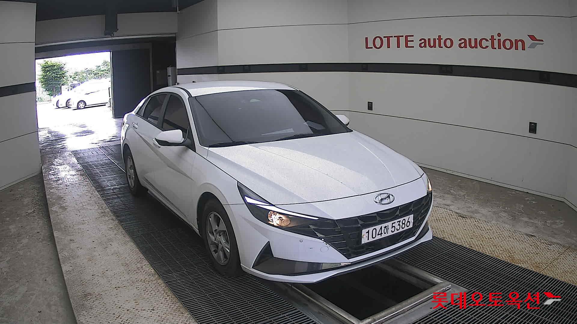 2021 - hyundai avante