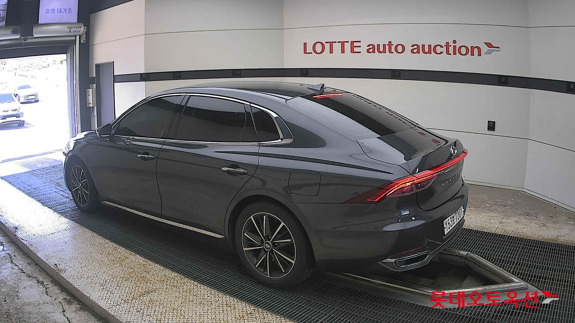 2021 - hyundai grandeur