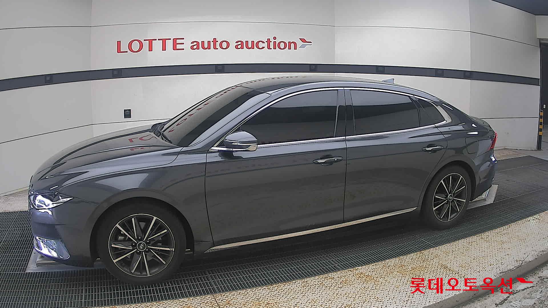 2021 - hyundai grandeur