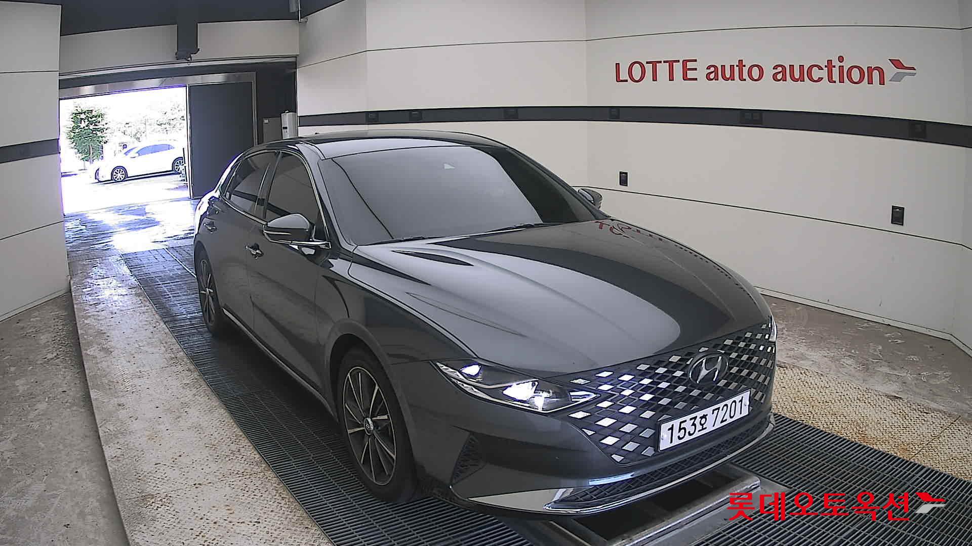 2021 - hyundai grandeur