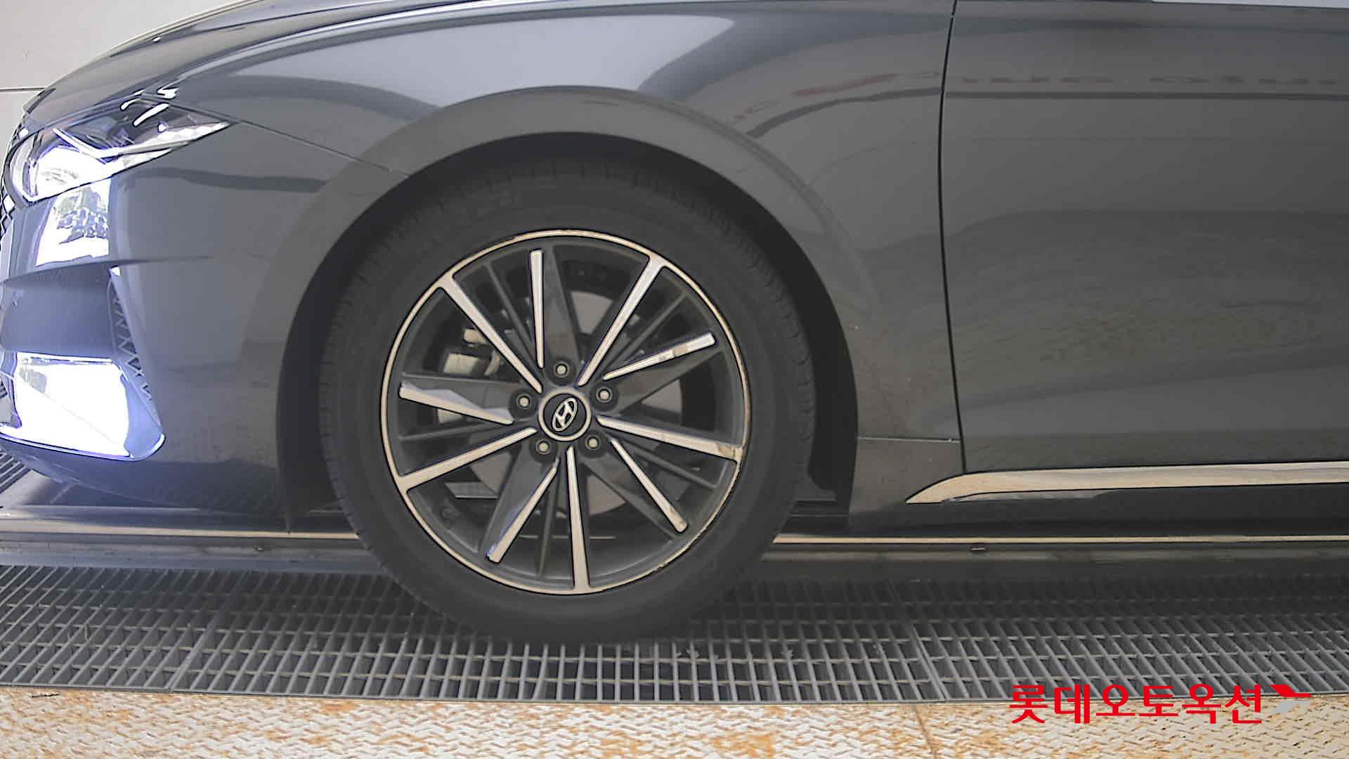 2021 - hyundai grandeur