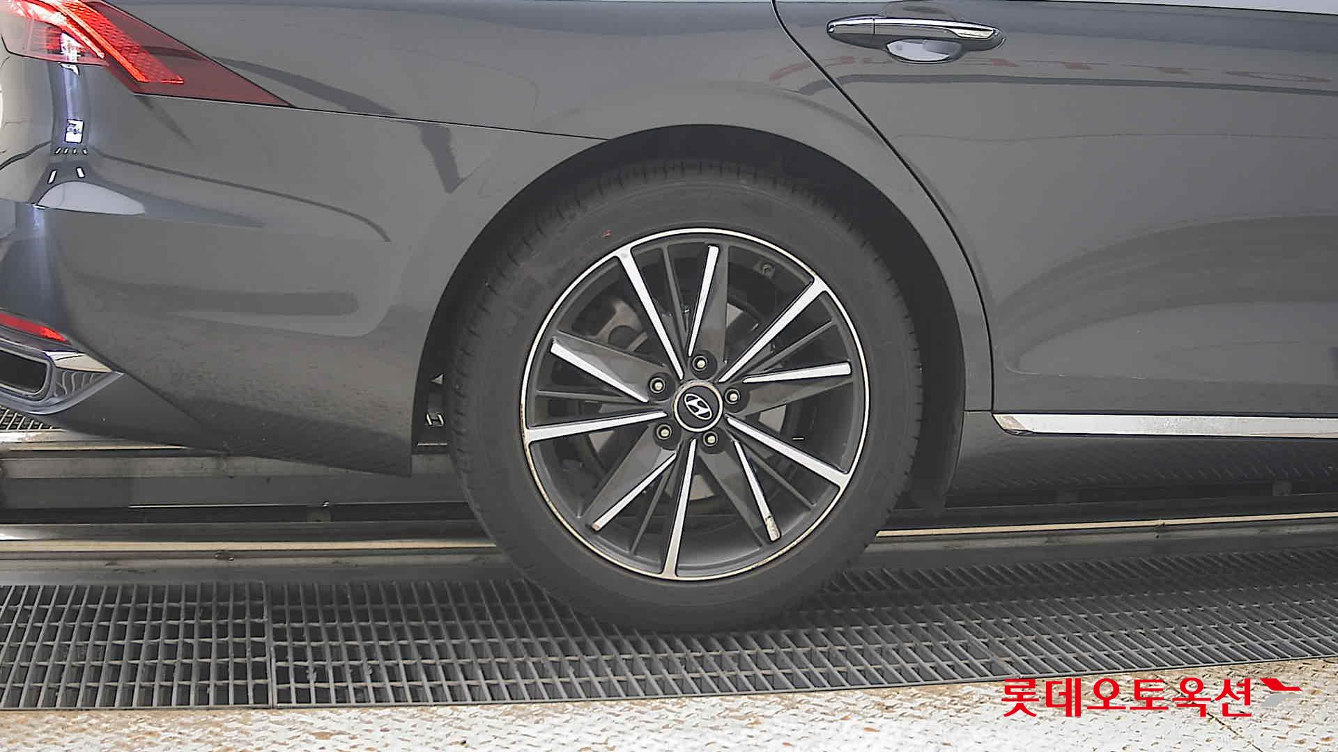 2021 - hyundai grandeur