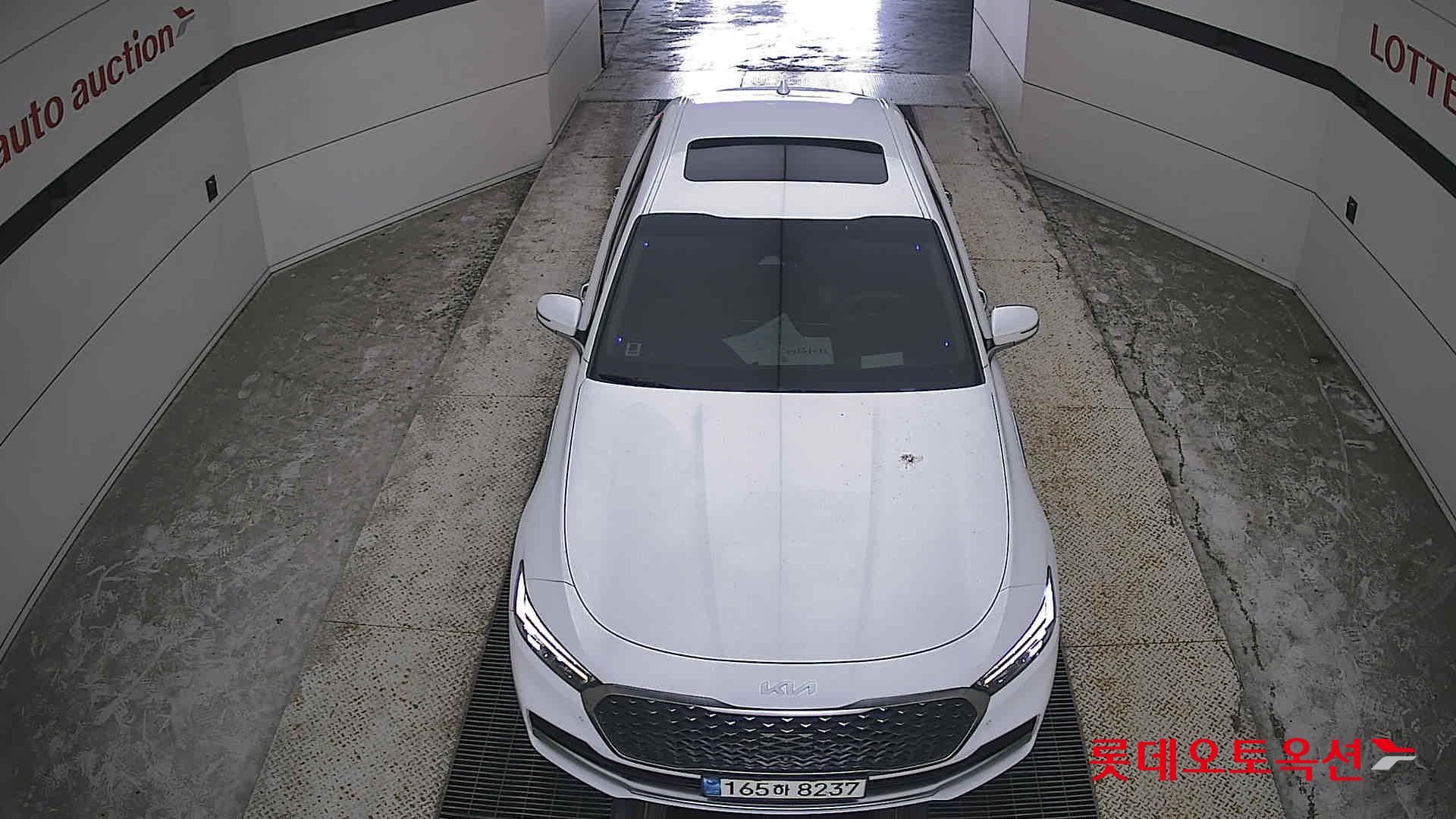 2022 - kia k9