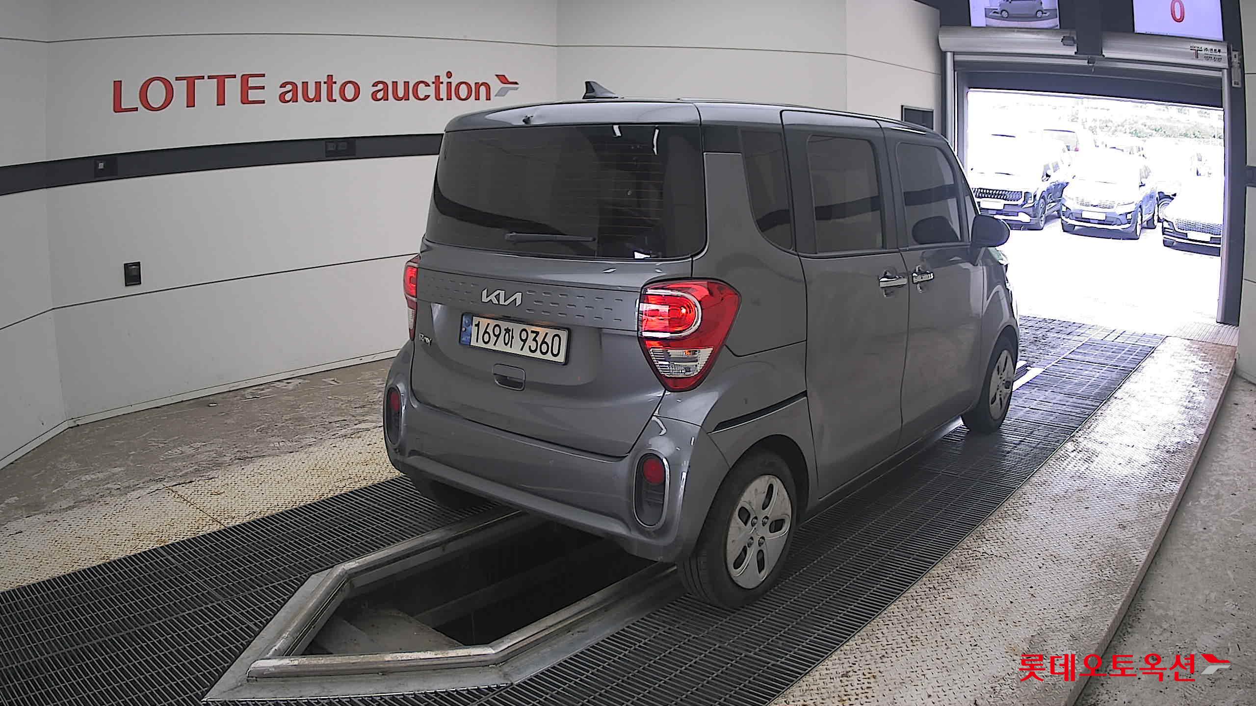 2022 - kia ray