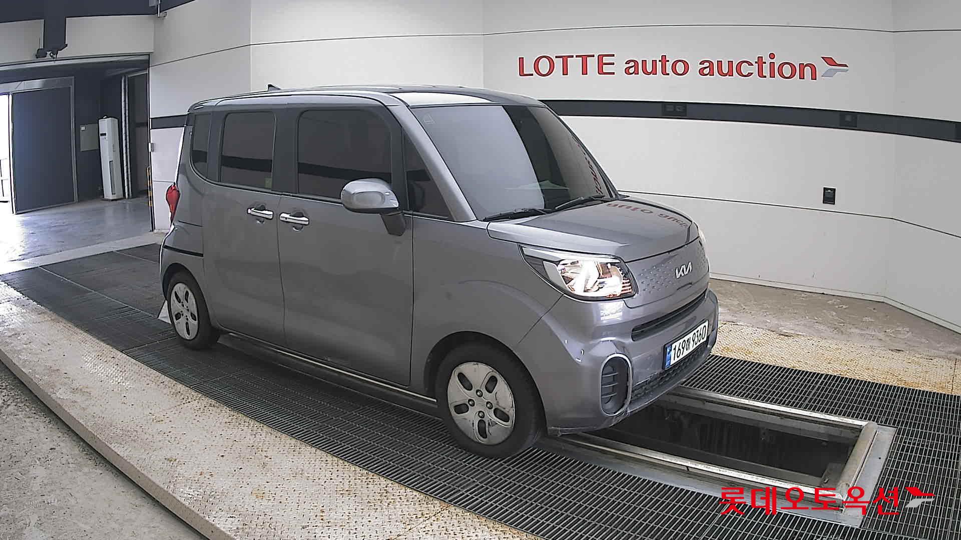 2022 - kia ray