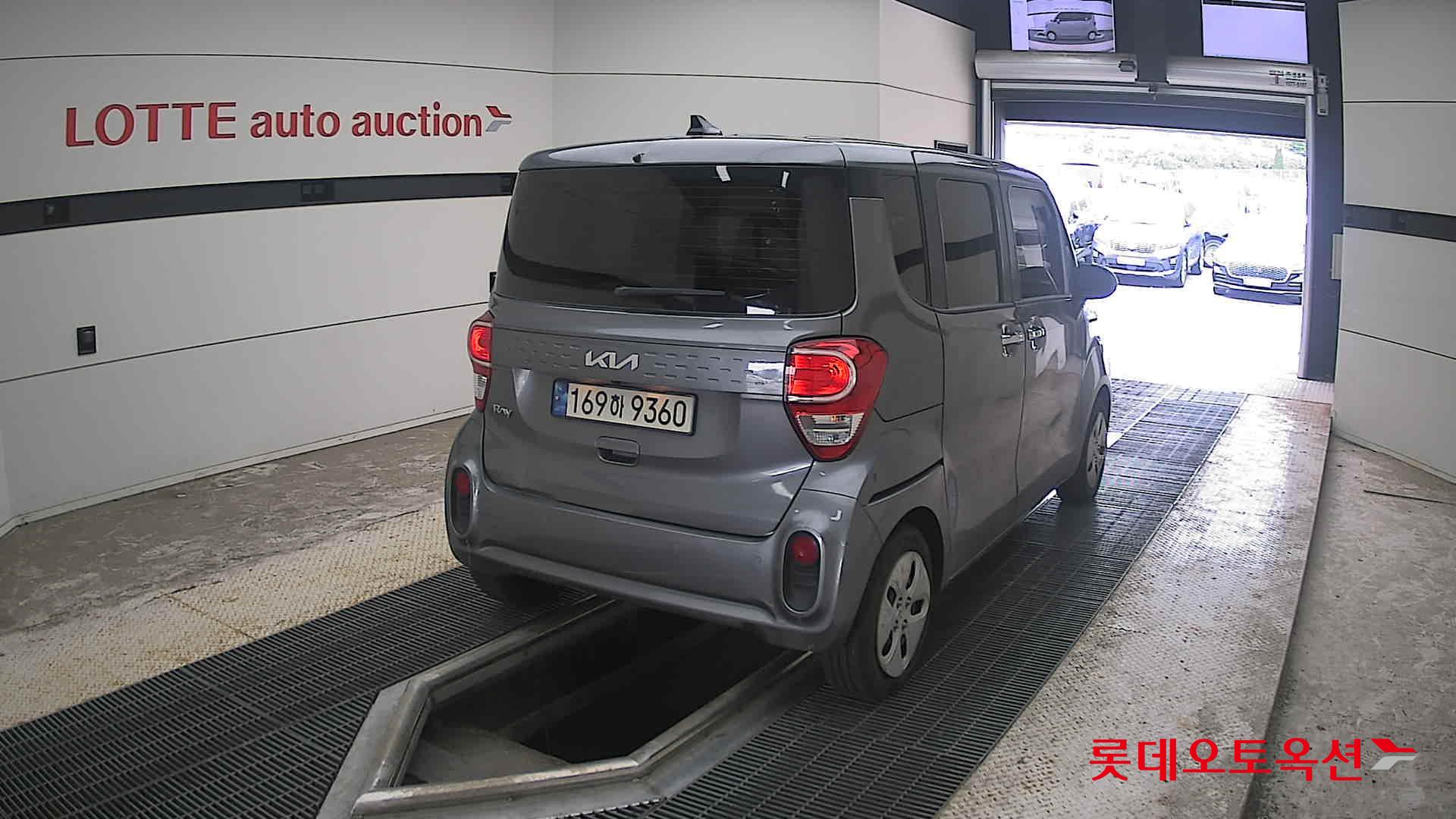 2022 - kia ray