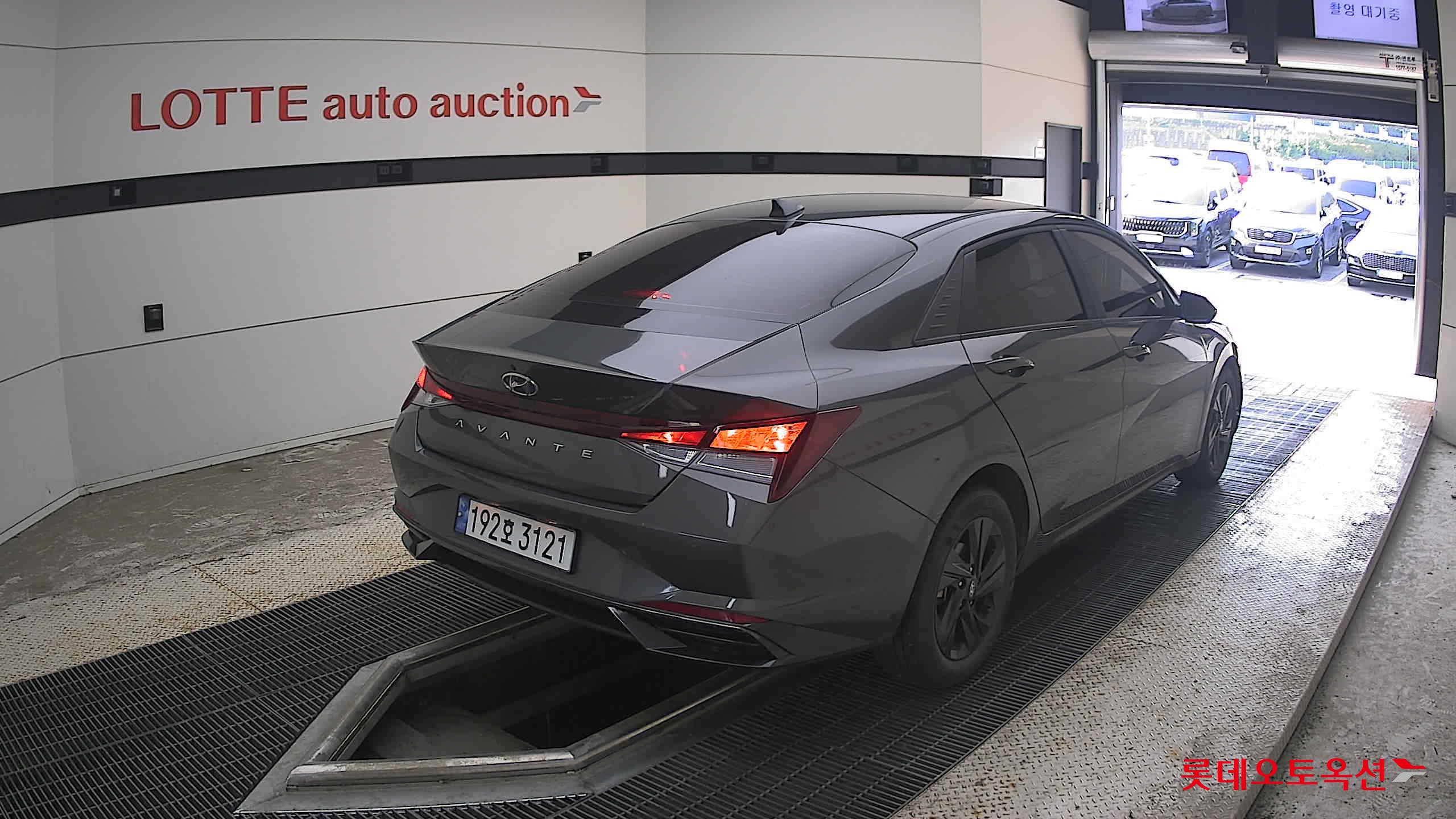 2023 - hyundai avante