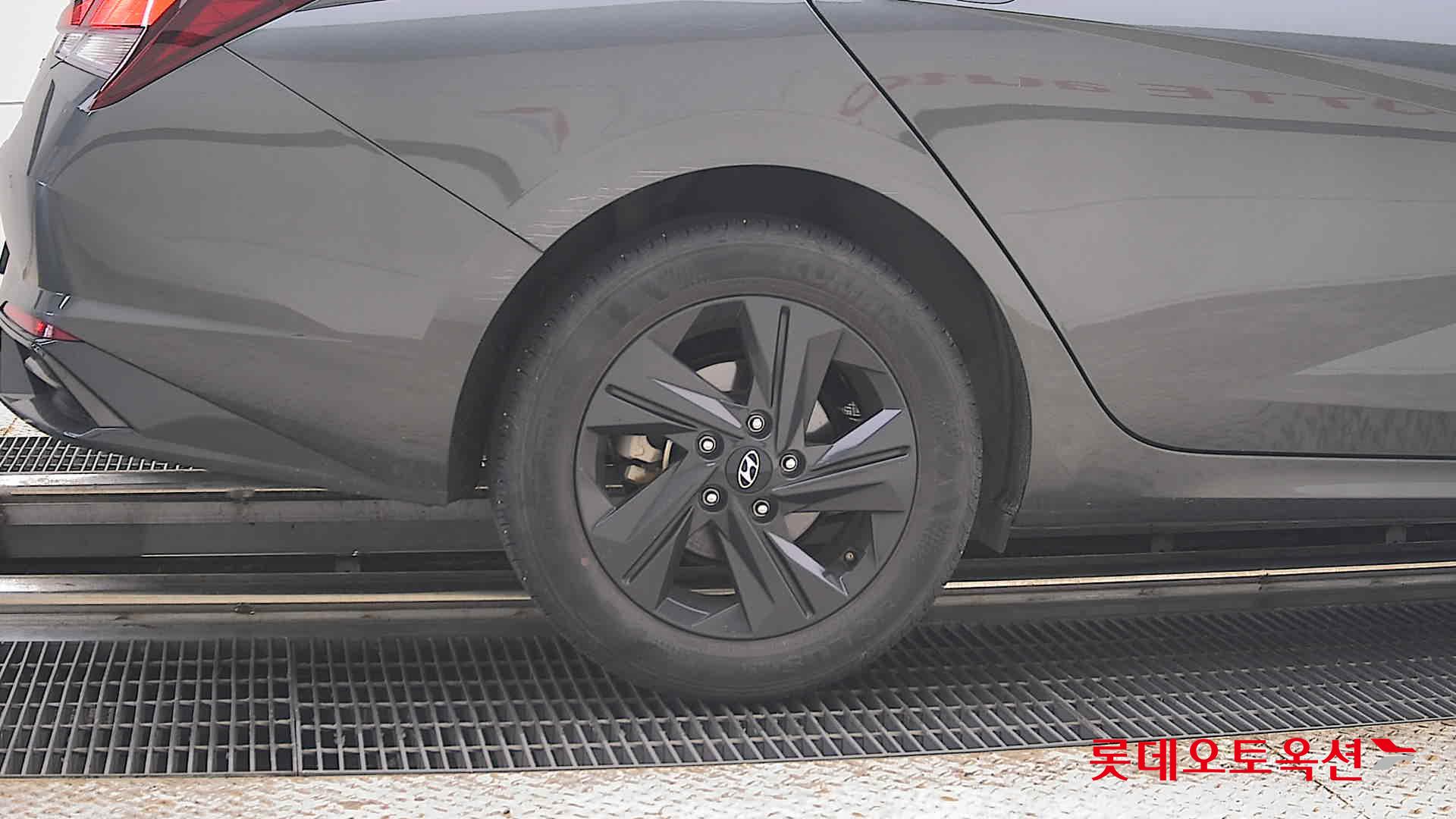 2023 - hyundai avante