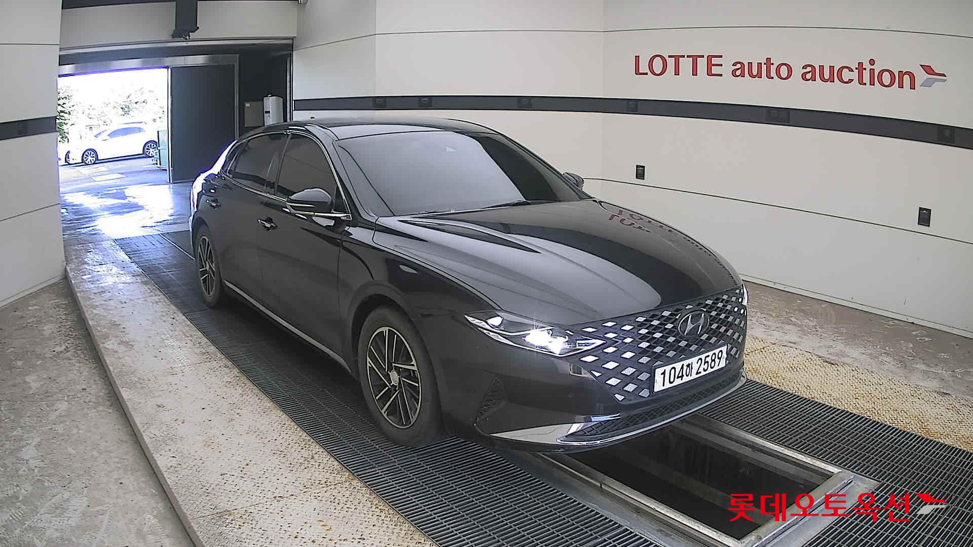 2020 - hyundai grandeur