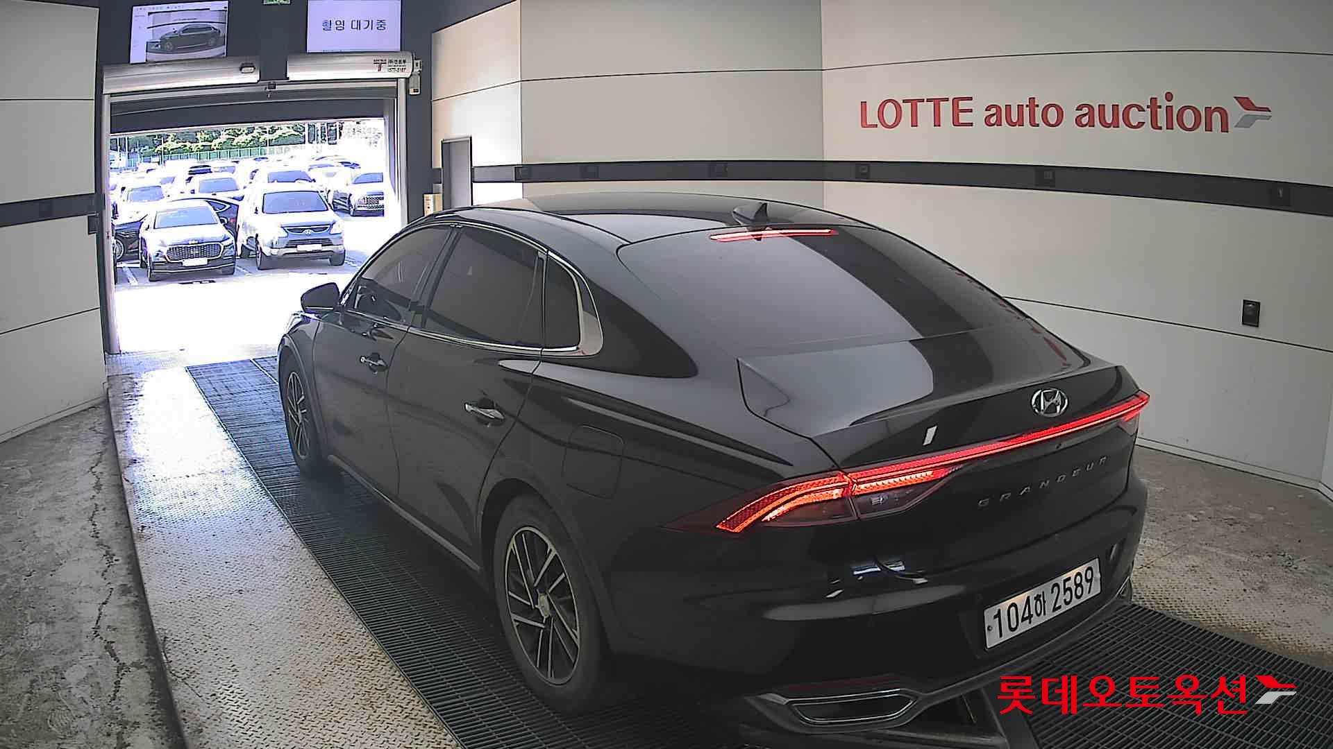 2020 - hyundai grandeur