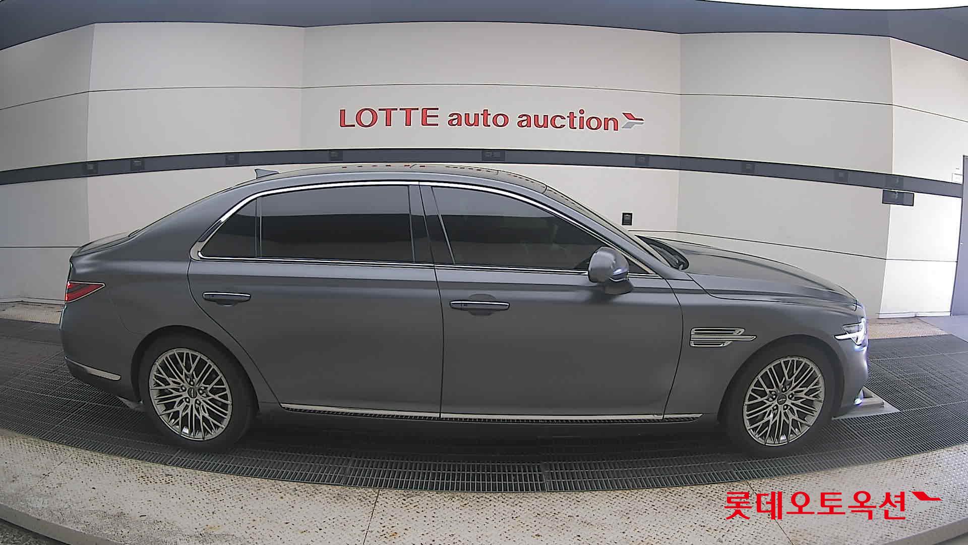 2021 - genesis g90