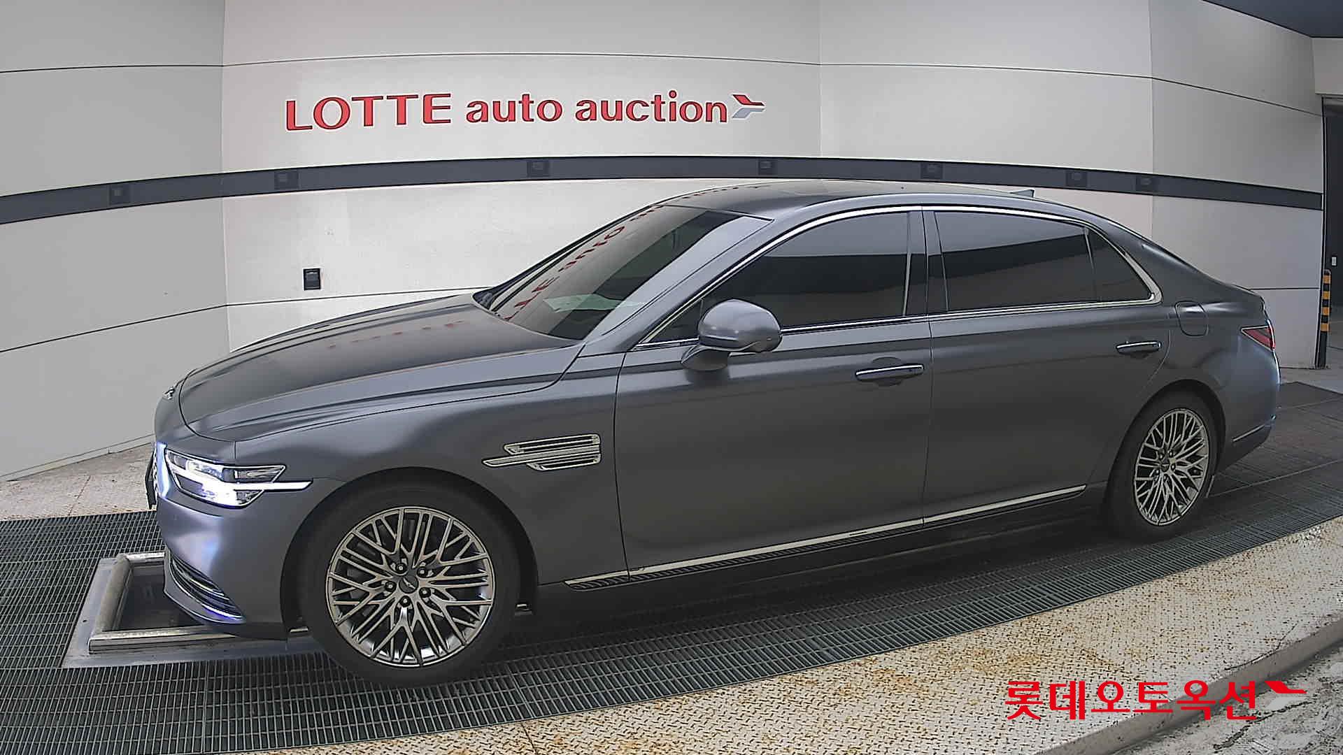 2021 - genesis g90