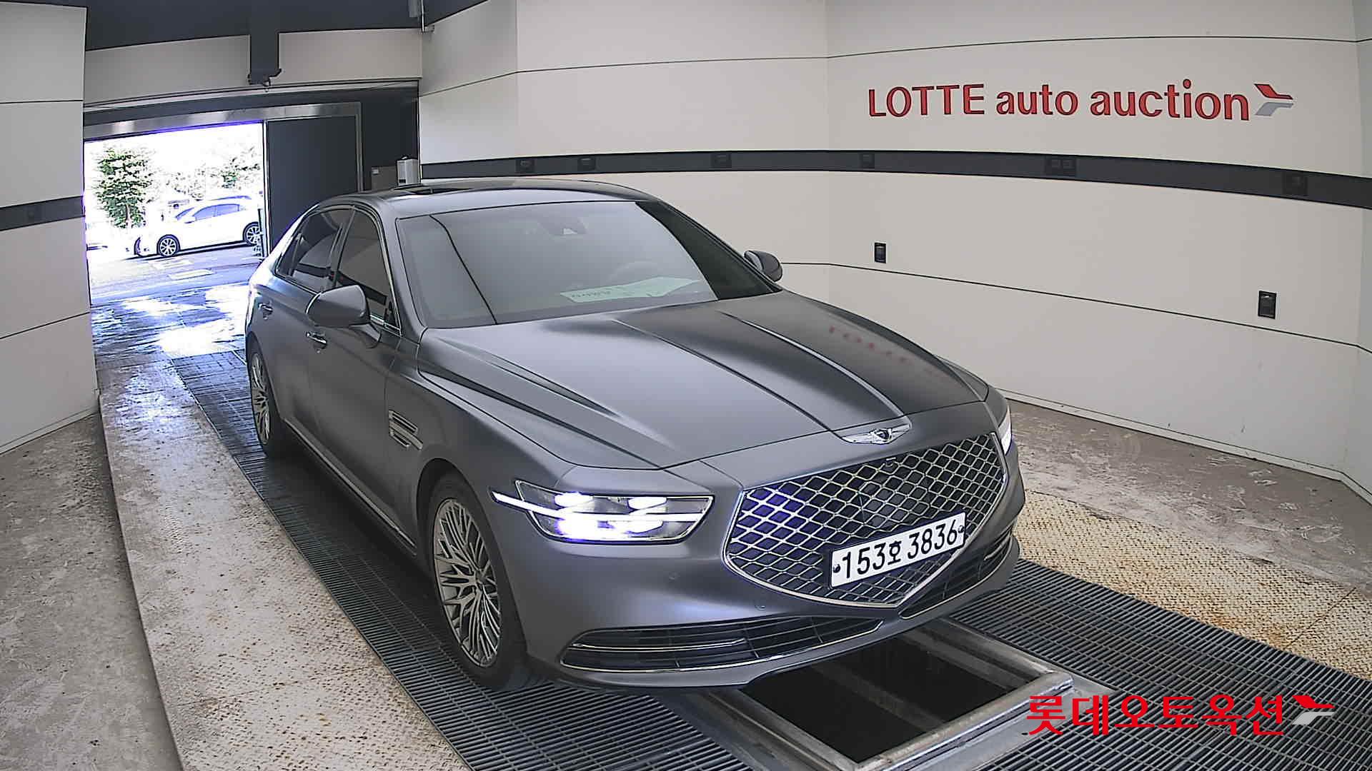 2021 - genesis g90