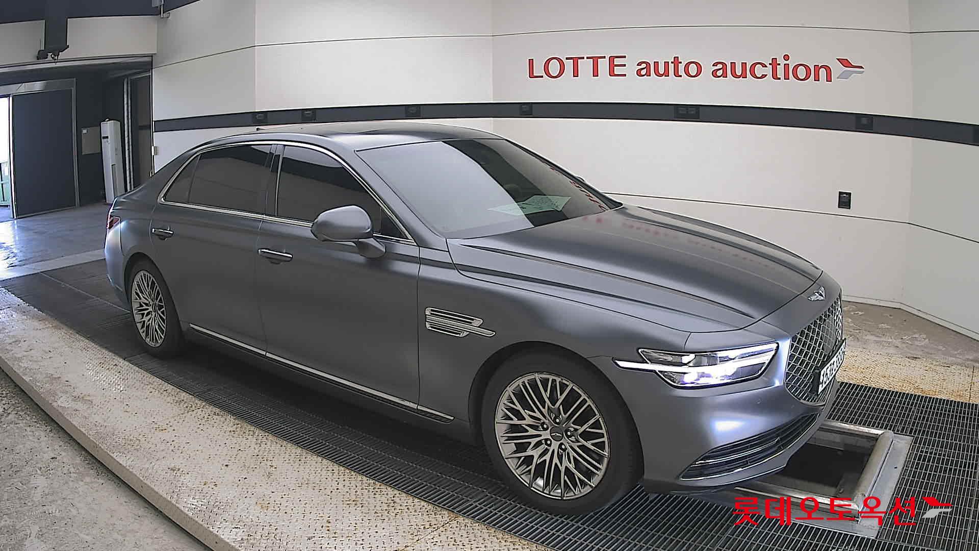 2021 - genesis g90