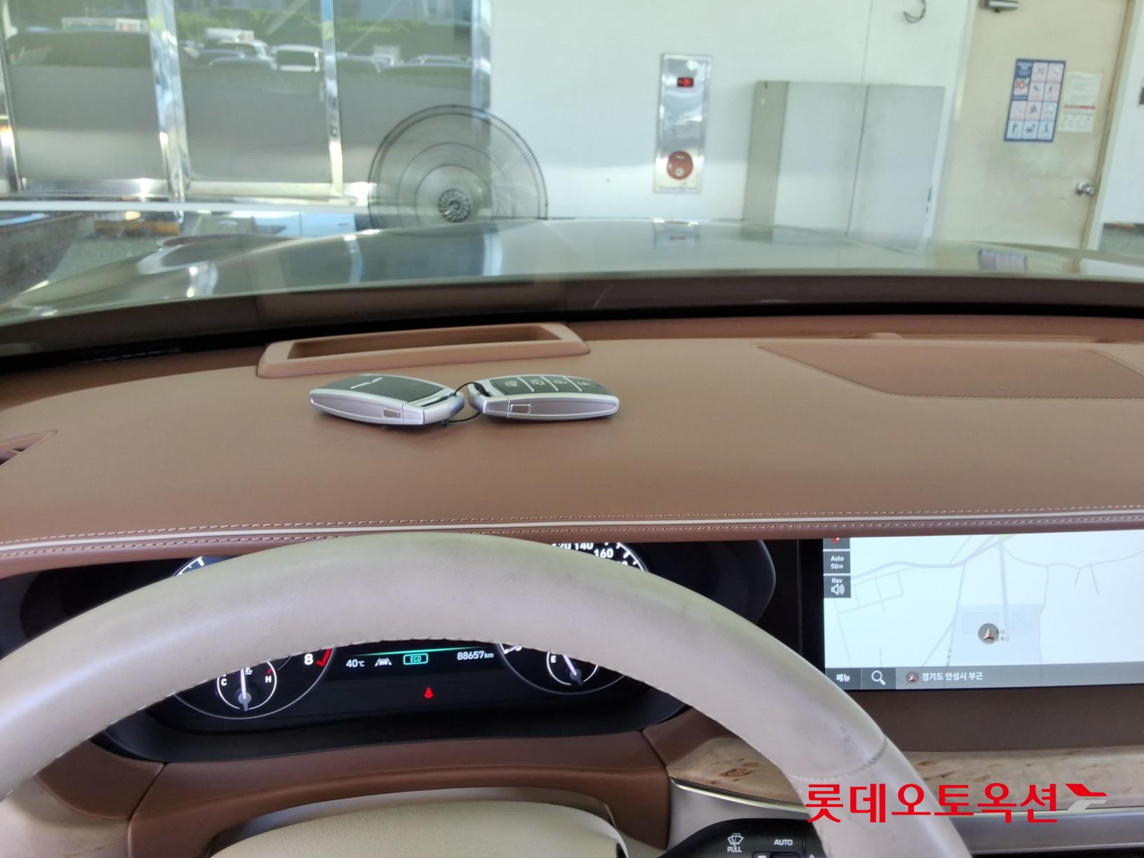 2021 - genesis g90