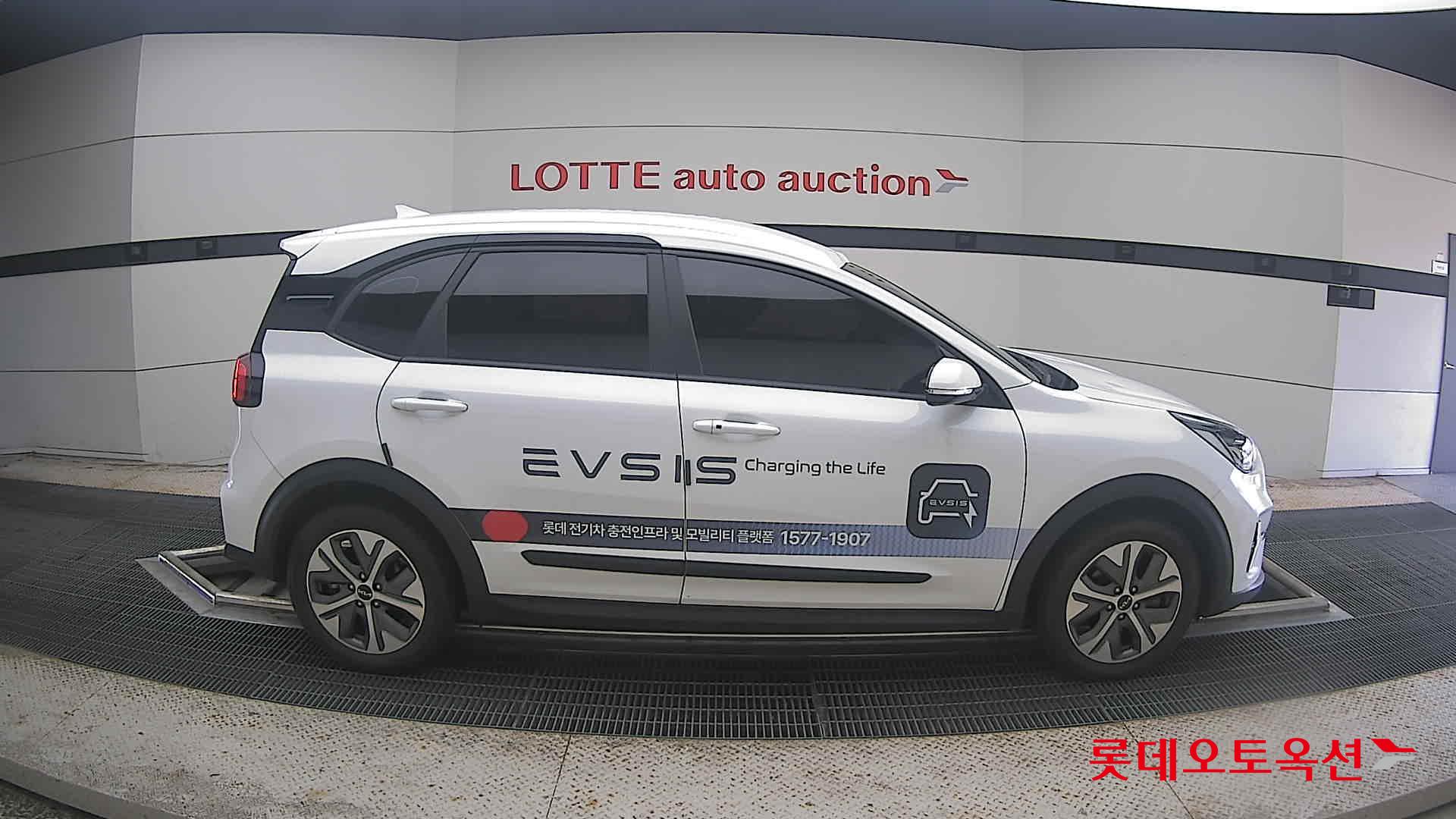 2023 - kia niro