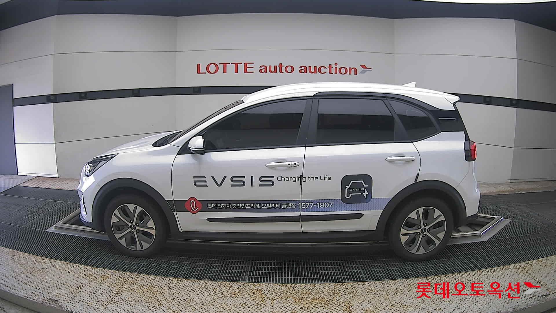 2023 - kia niro