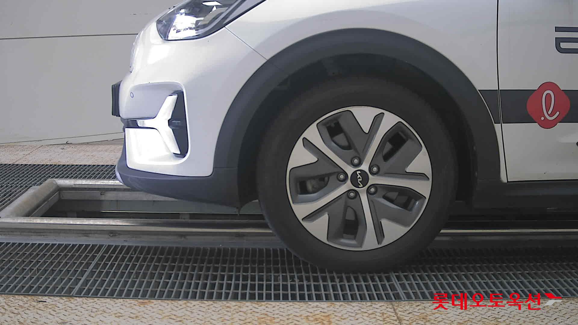 2023 - kia niro