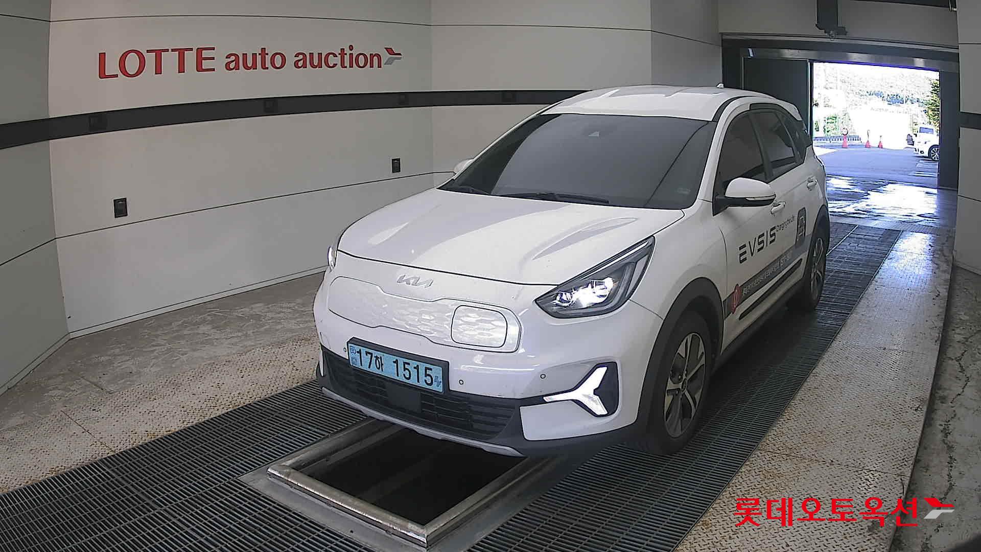 2023 - kia niro