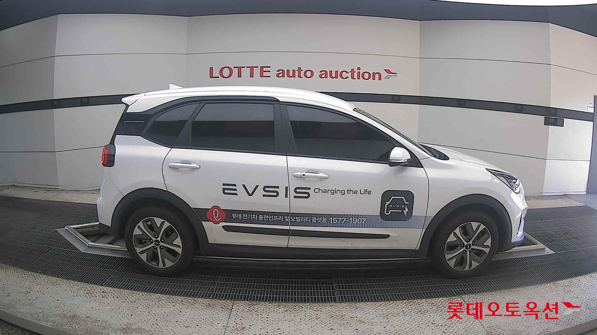 2023 - kia niro