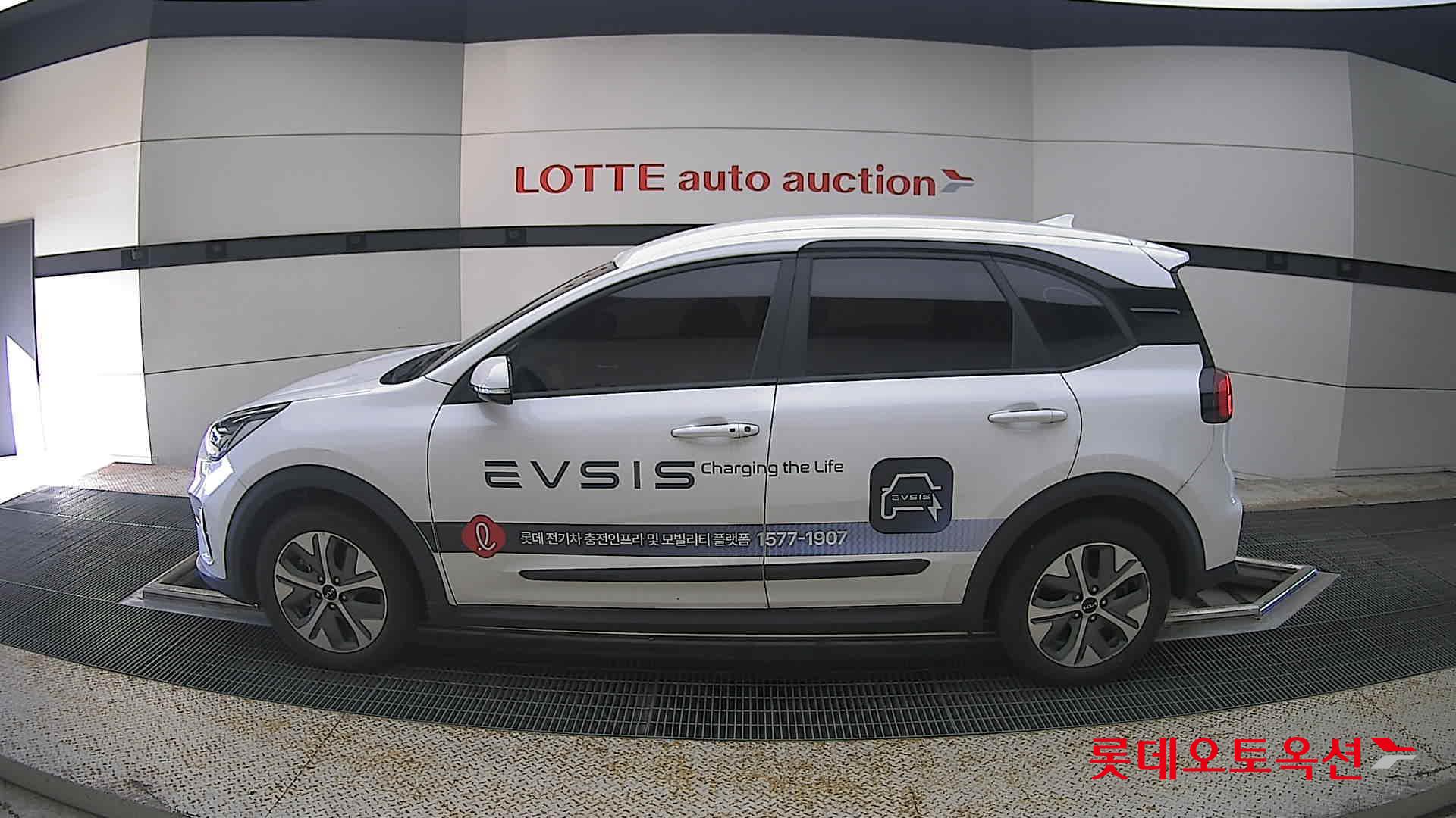 2023 - kia niro