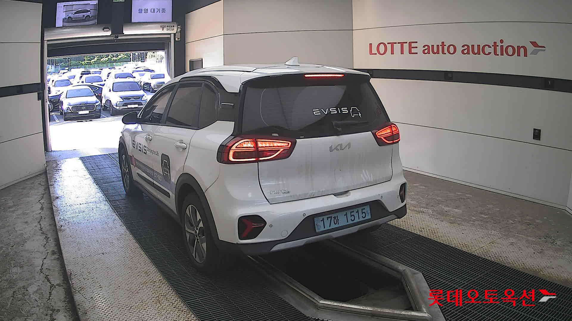 2023 - kia niro