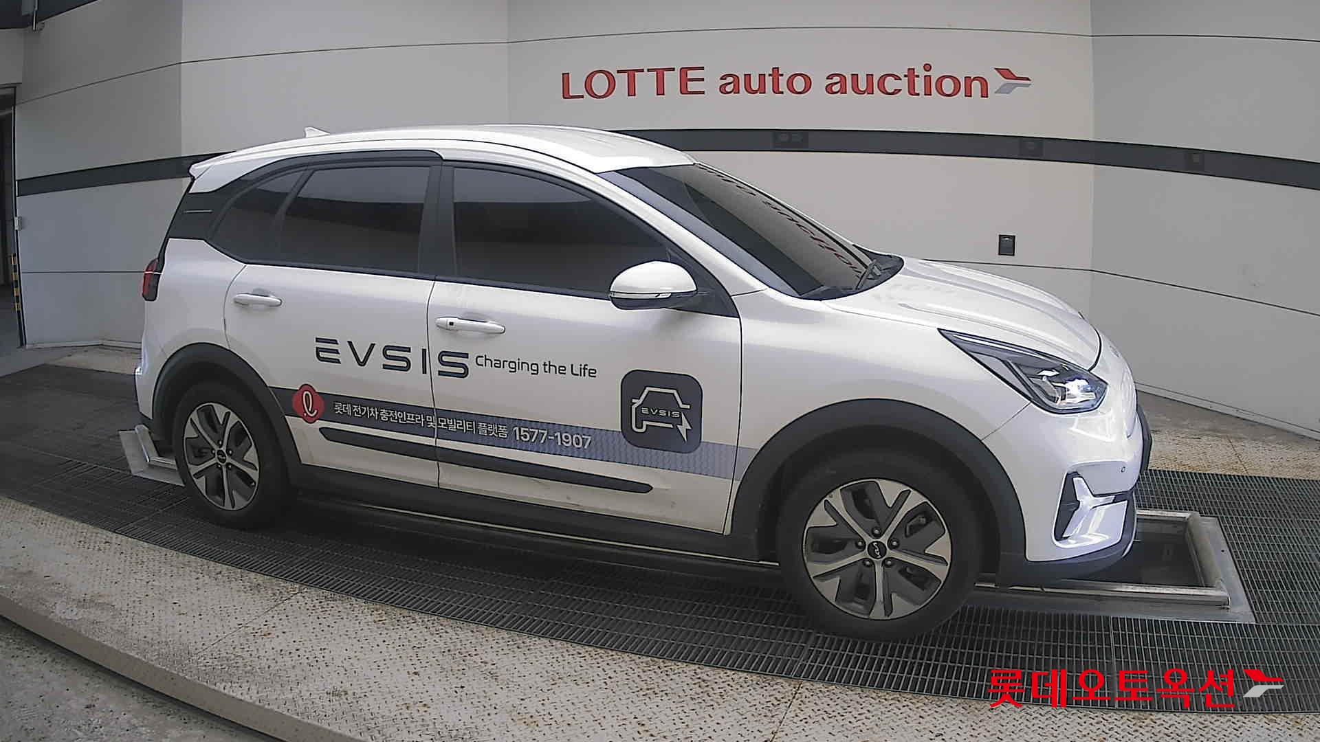 2023 - kia niro