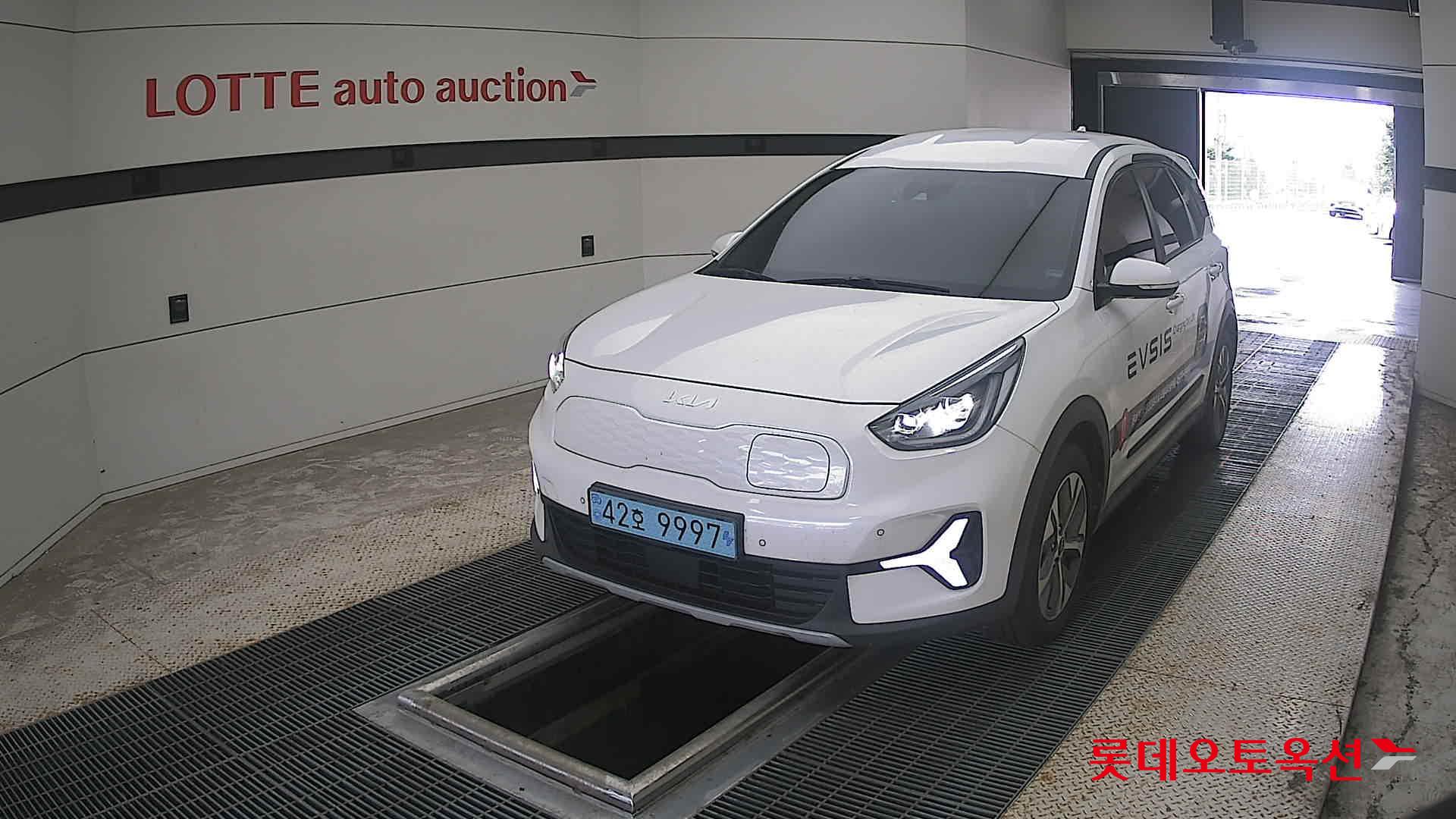 كيا Niro 2023 — صورة 2