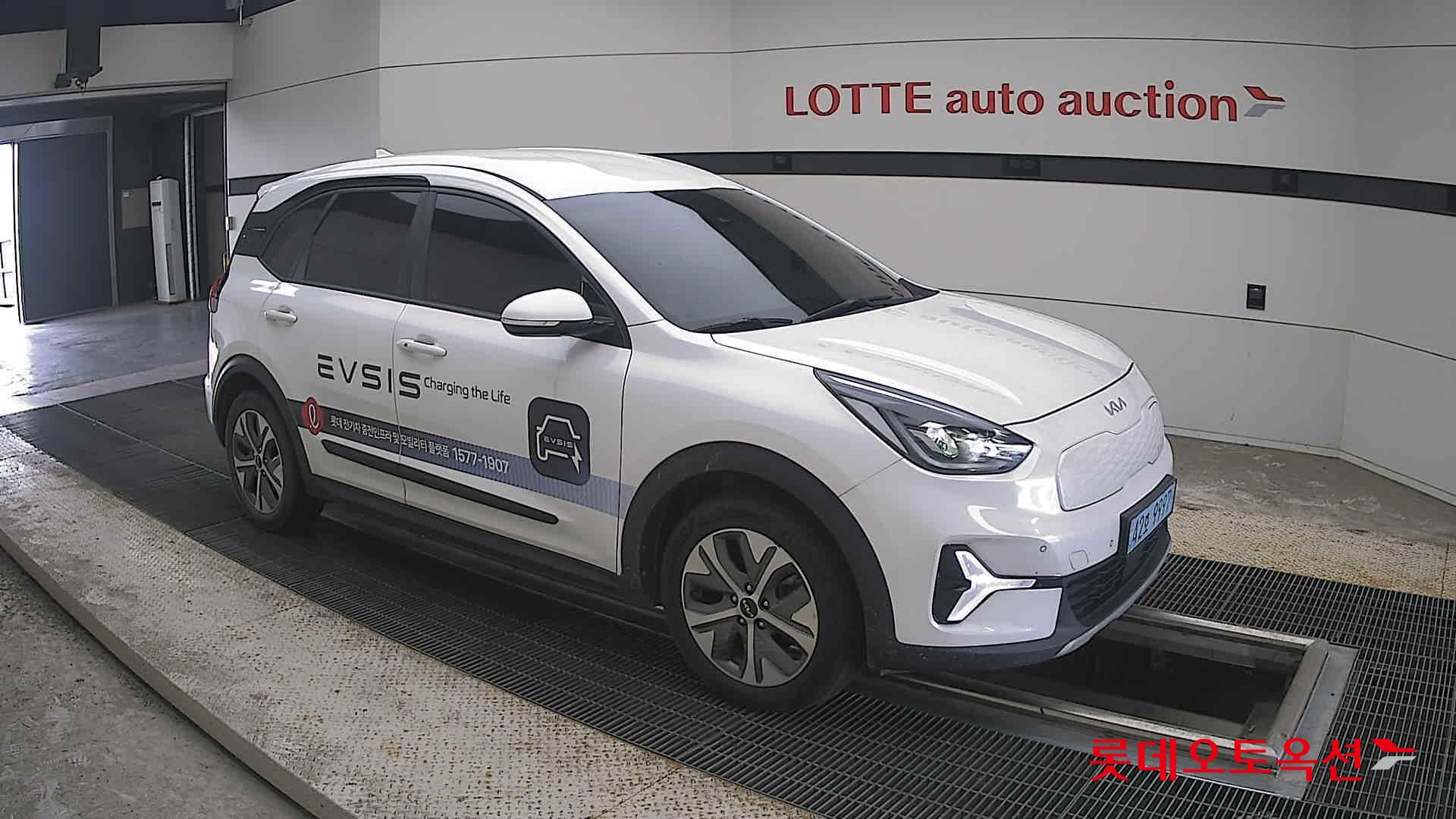كيا Niro 2023 — صورة 18