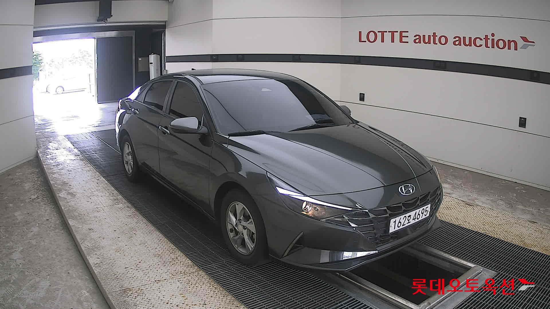 2021 - hyundai avante