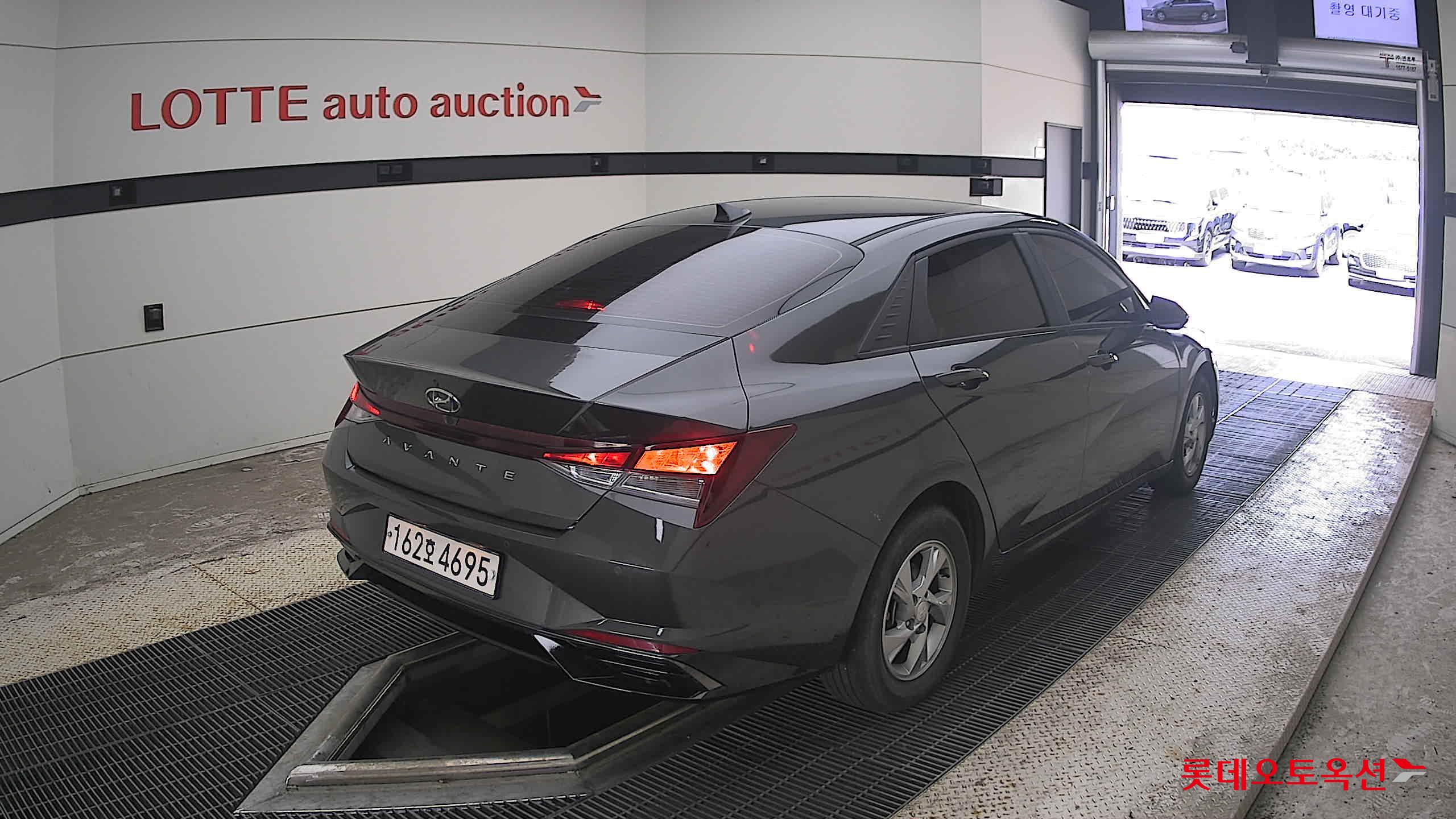 2021 - hyundai avante