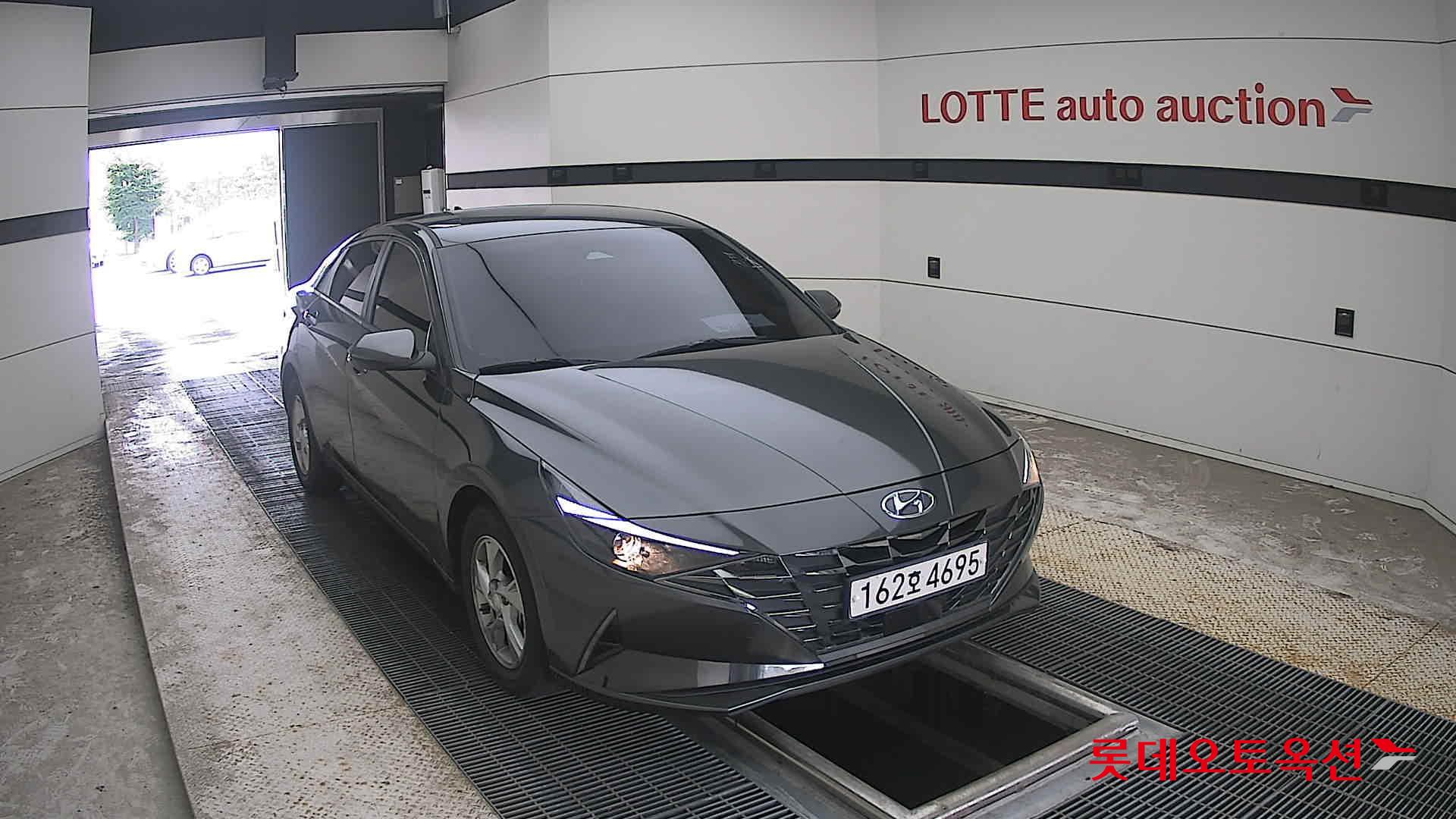 2021 - hyundai avante