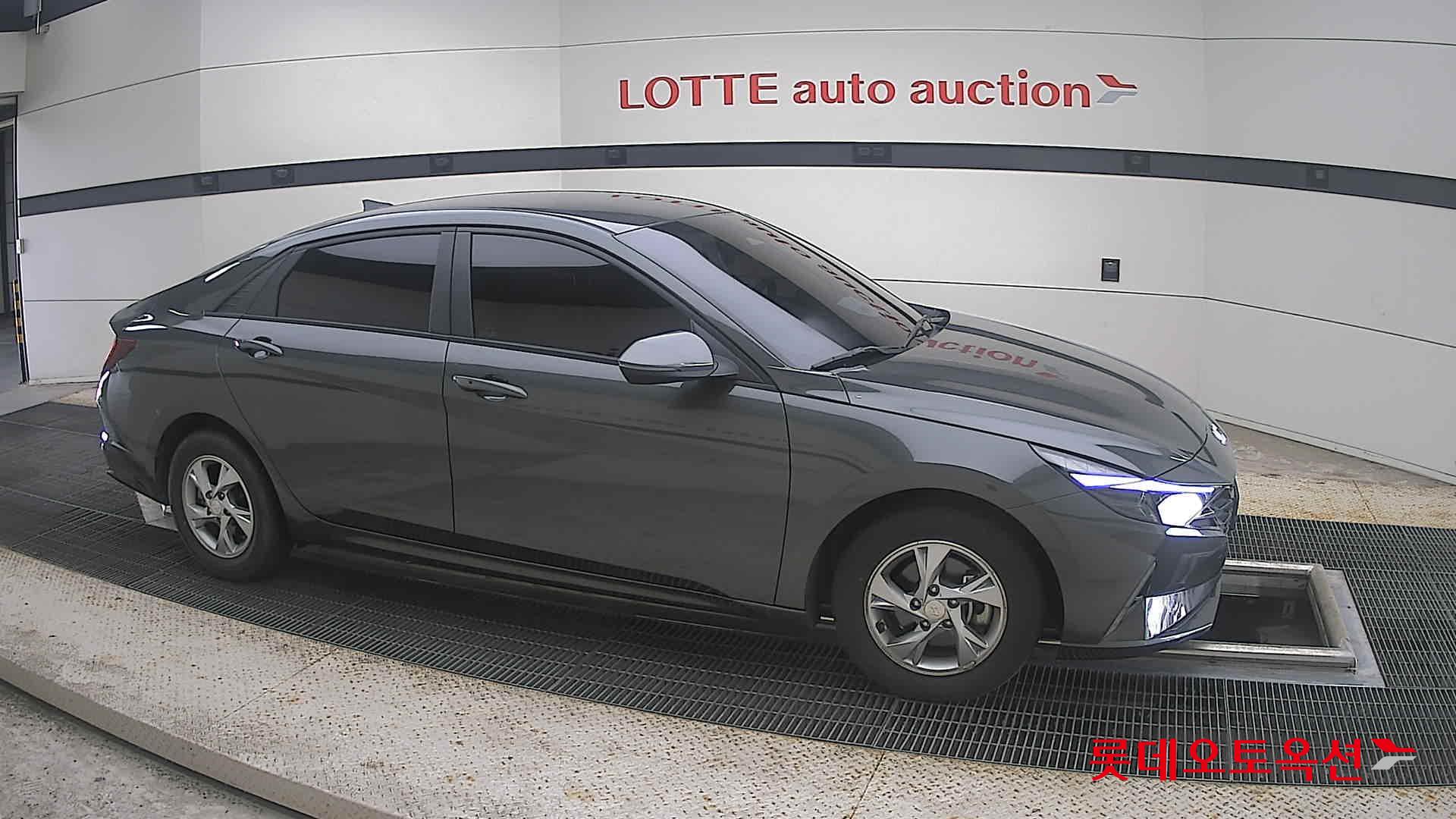 2021 - hyundai avante