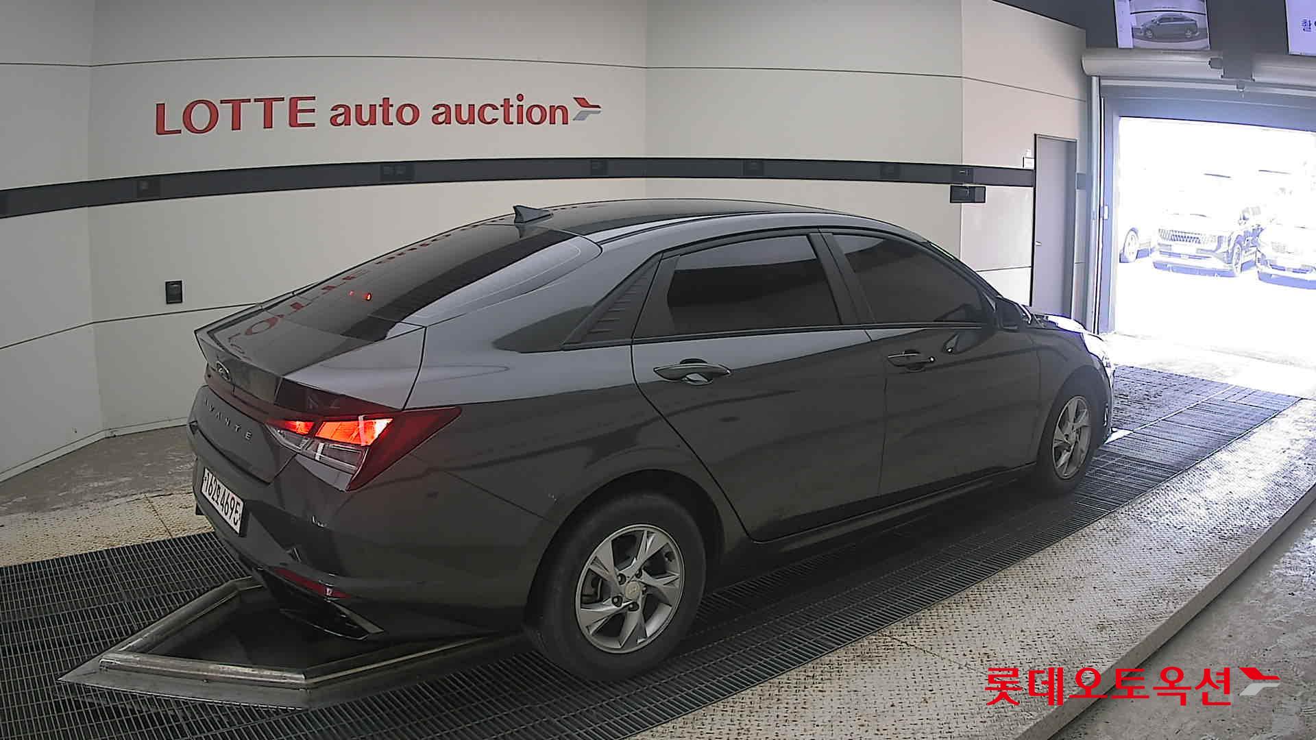 2021 - hyundai avante