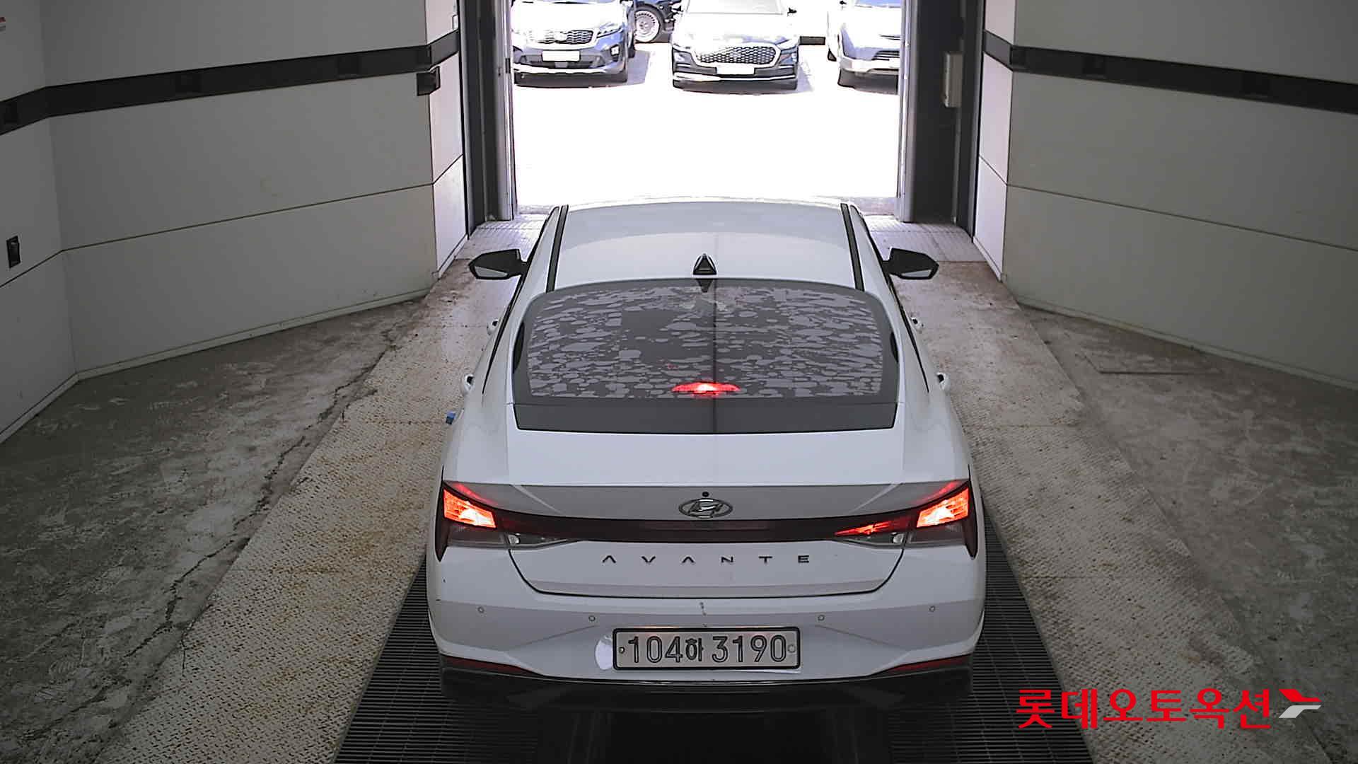 2021 - hyundai avante