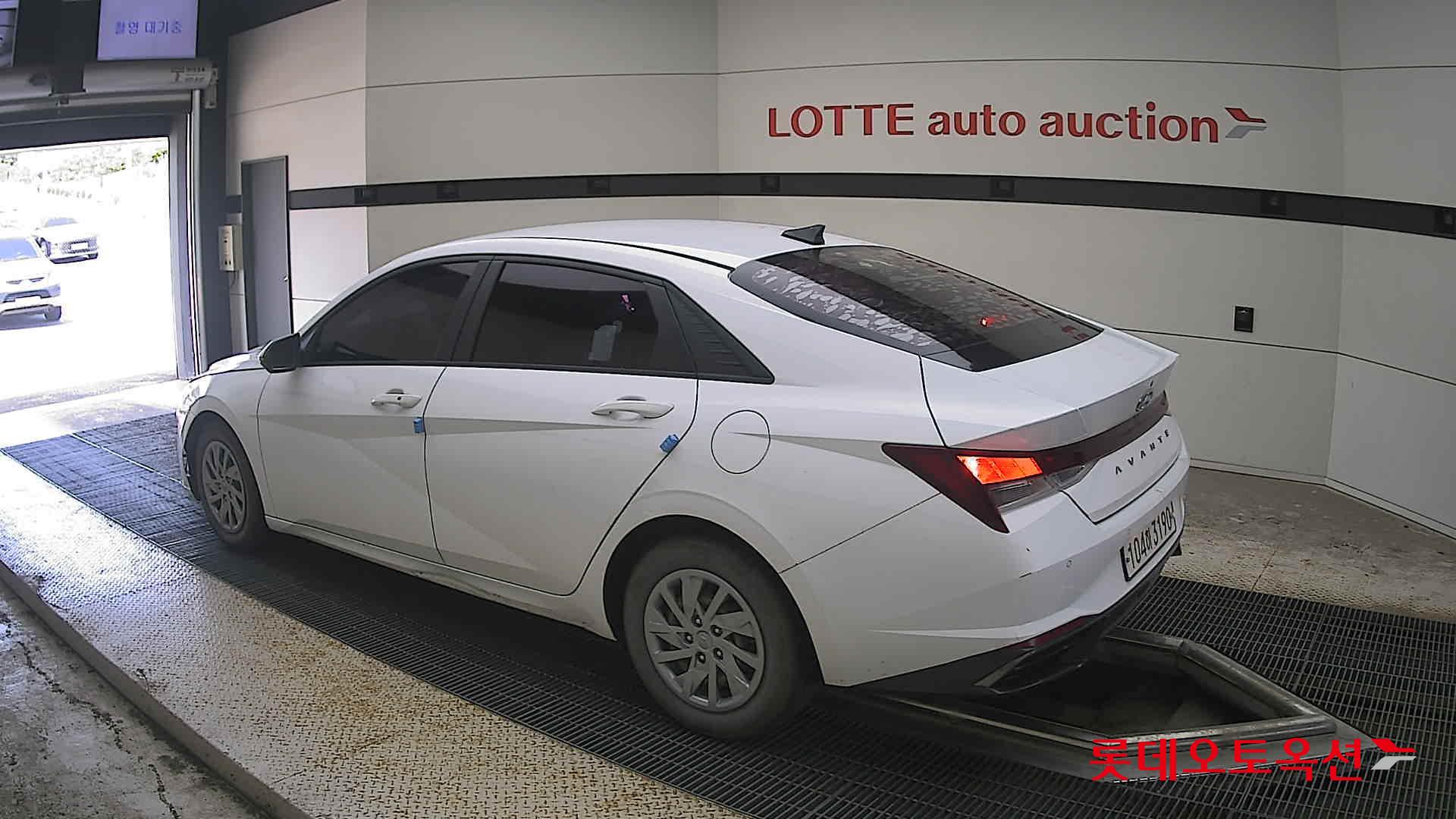 2021 - hyundai avante