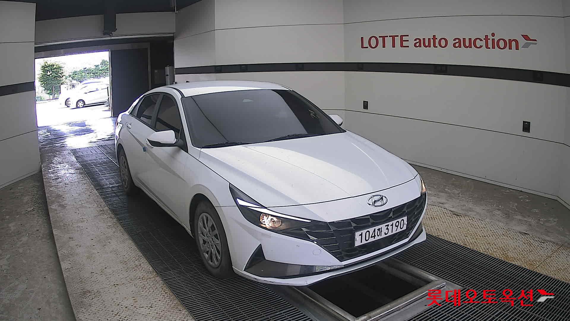 2021 - hyundai avante