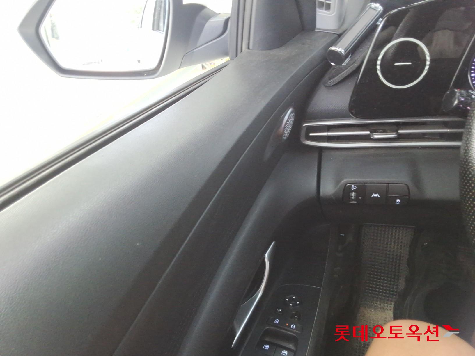 2021 - hyundai avante