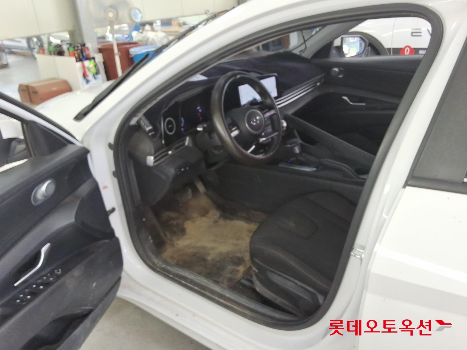 2021 - hyundai avante