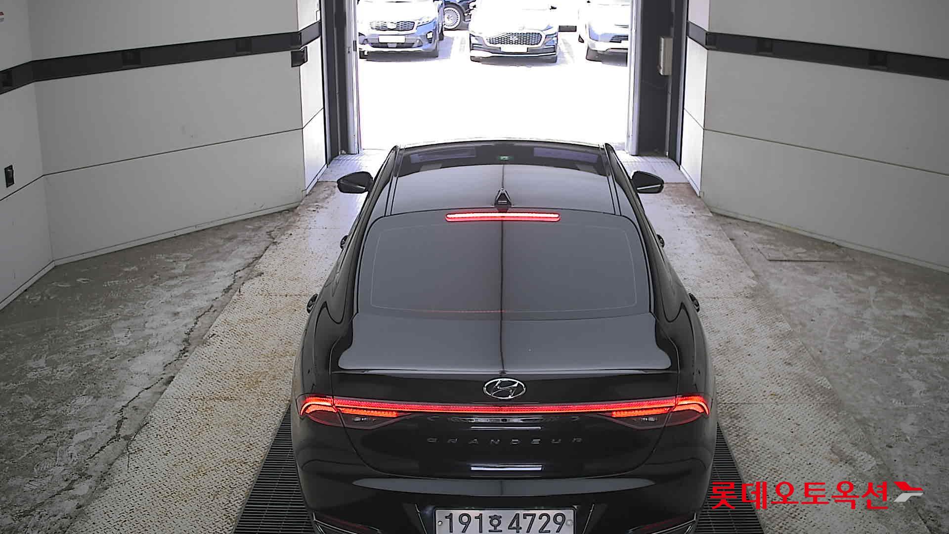 2022 - hyundai grandeur