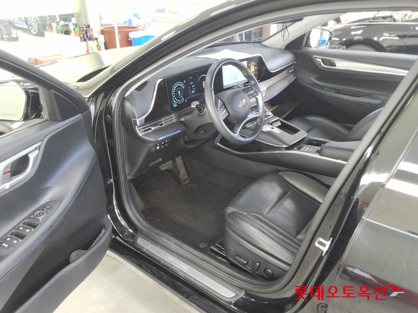 2022 - hyundai grandeur