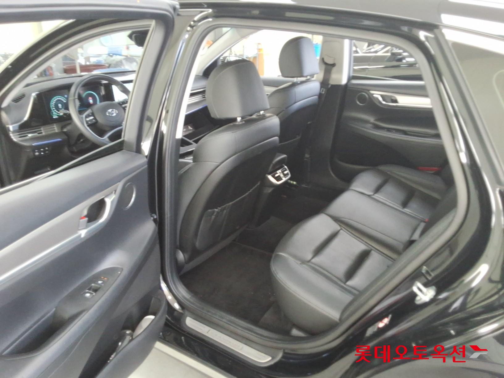 2022 - hyundai grandeur
