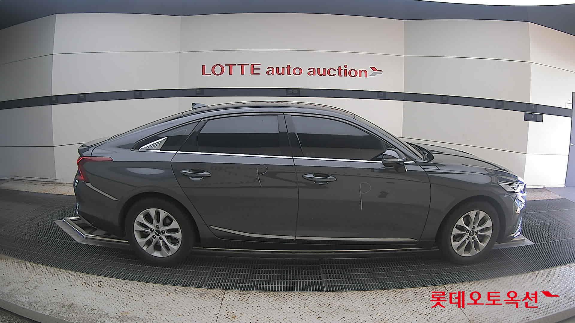 2023 - kia k8