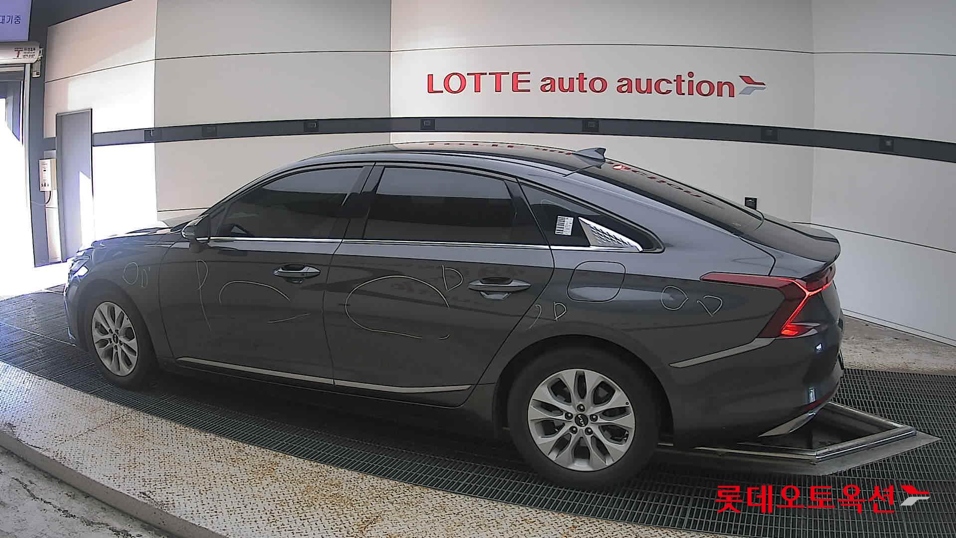 2023 - kia k8