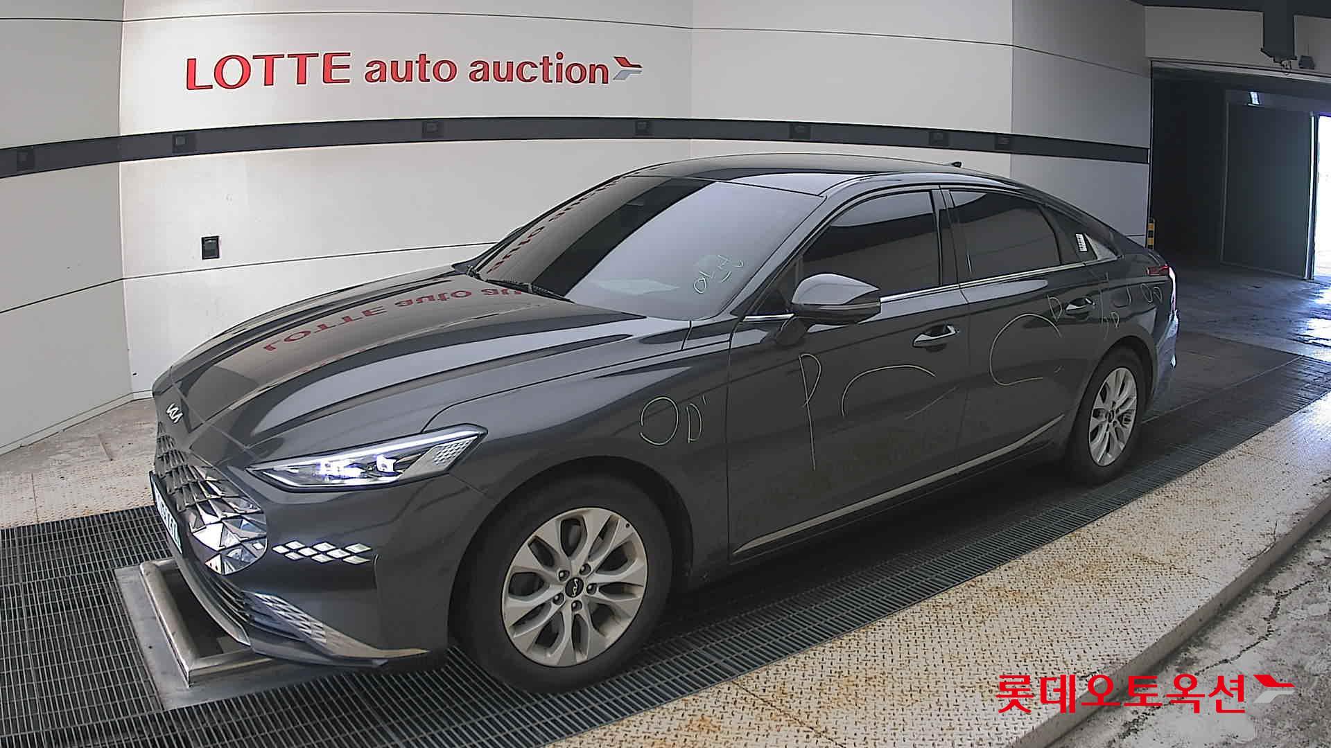 2023 - kia k8