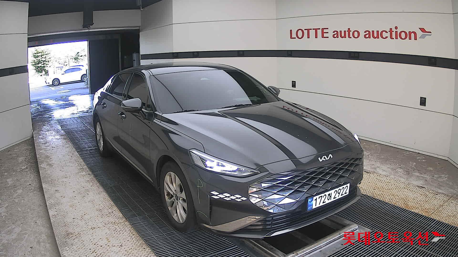 2023 - kia k8
