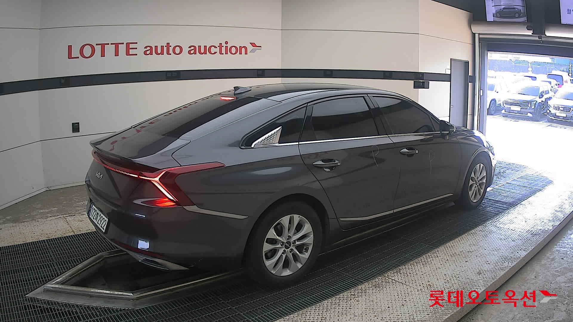 2023 - kia k8