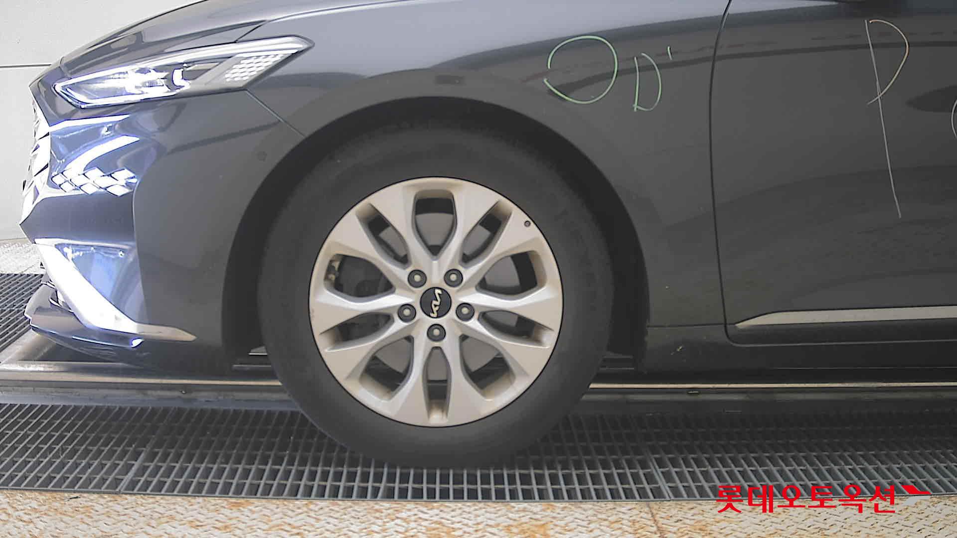 2023 - kia k8