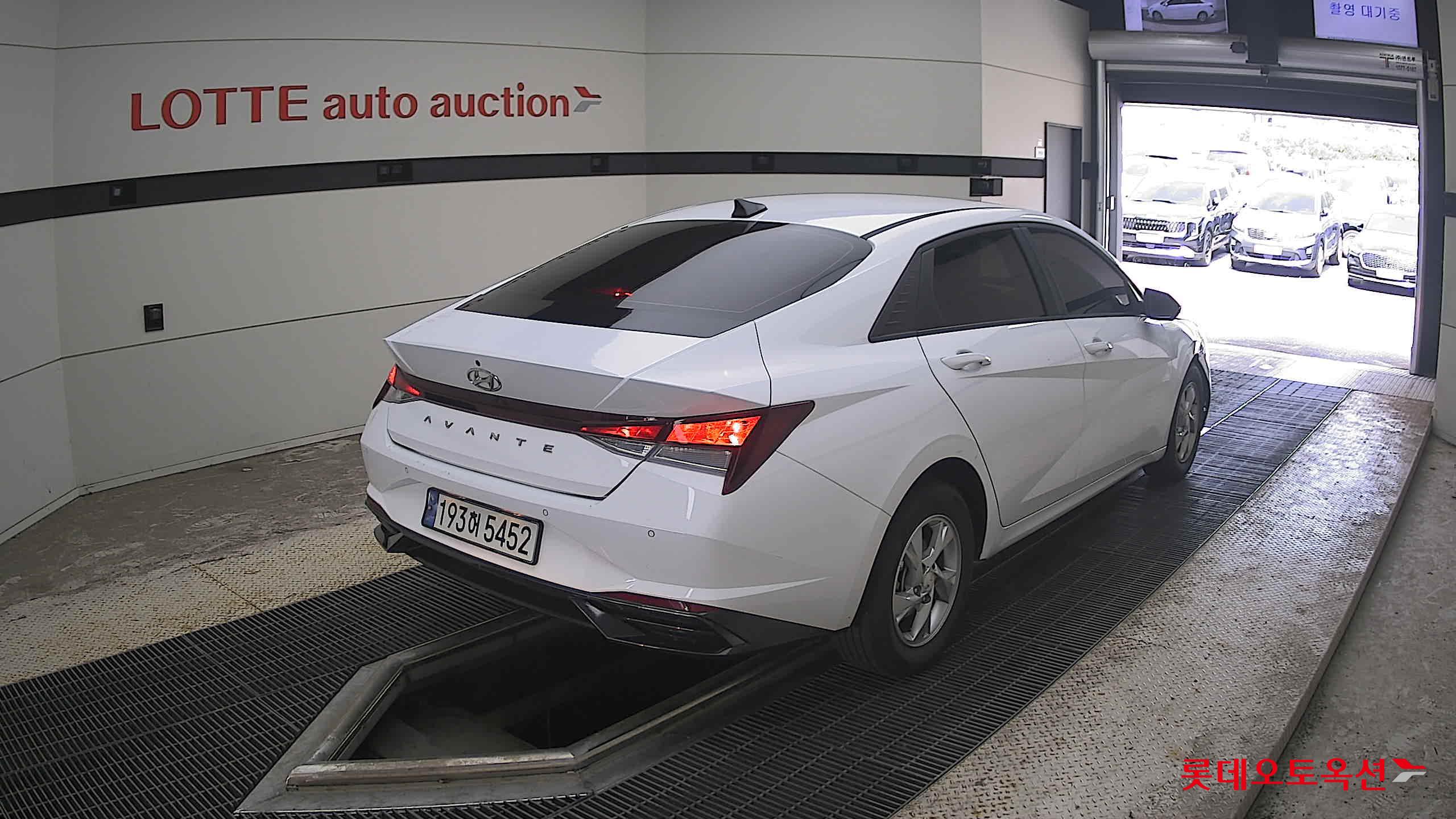 2023 - hyundai avante