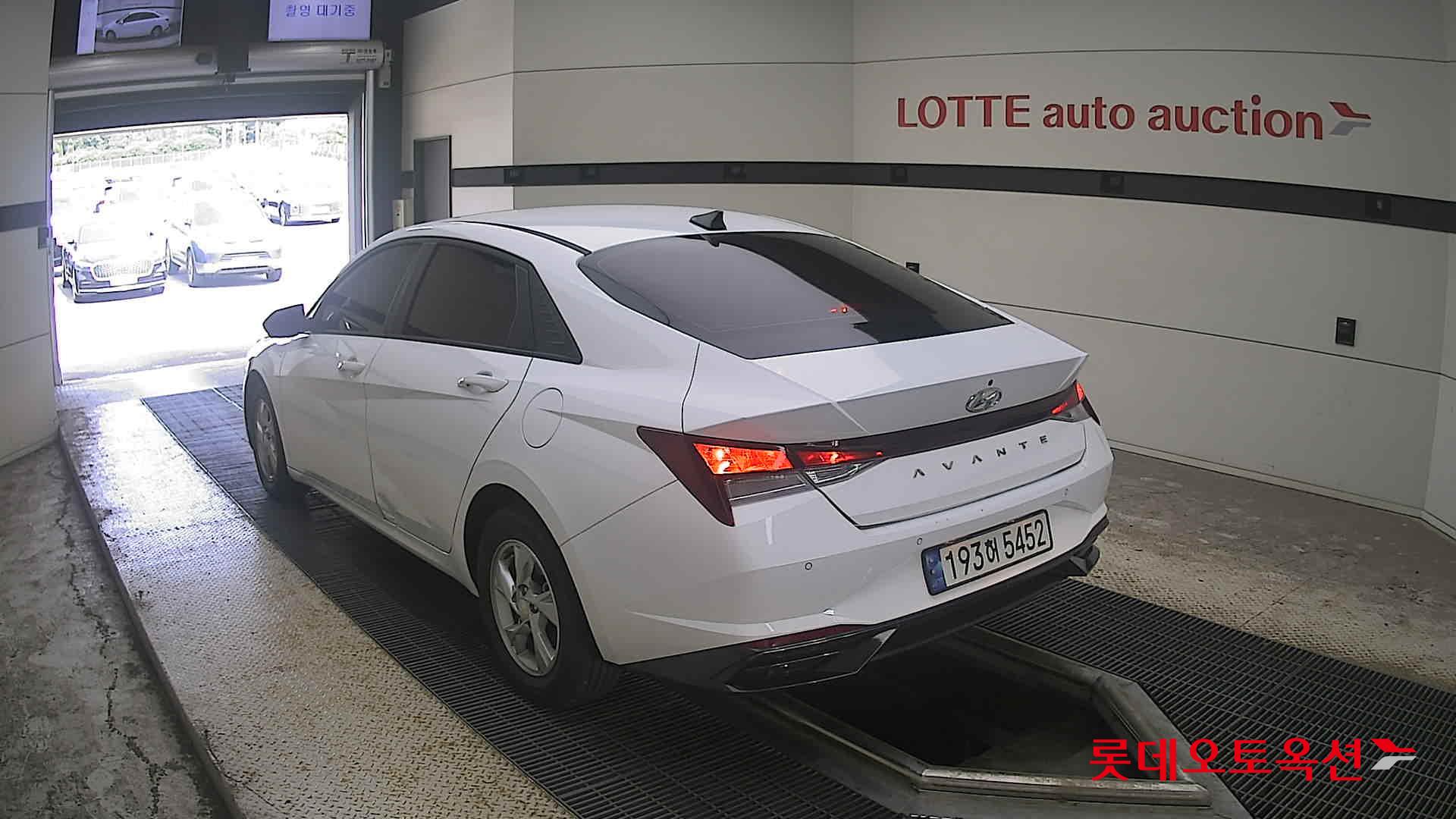 2023 - hyundai avante